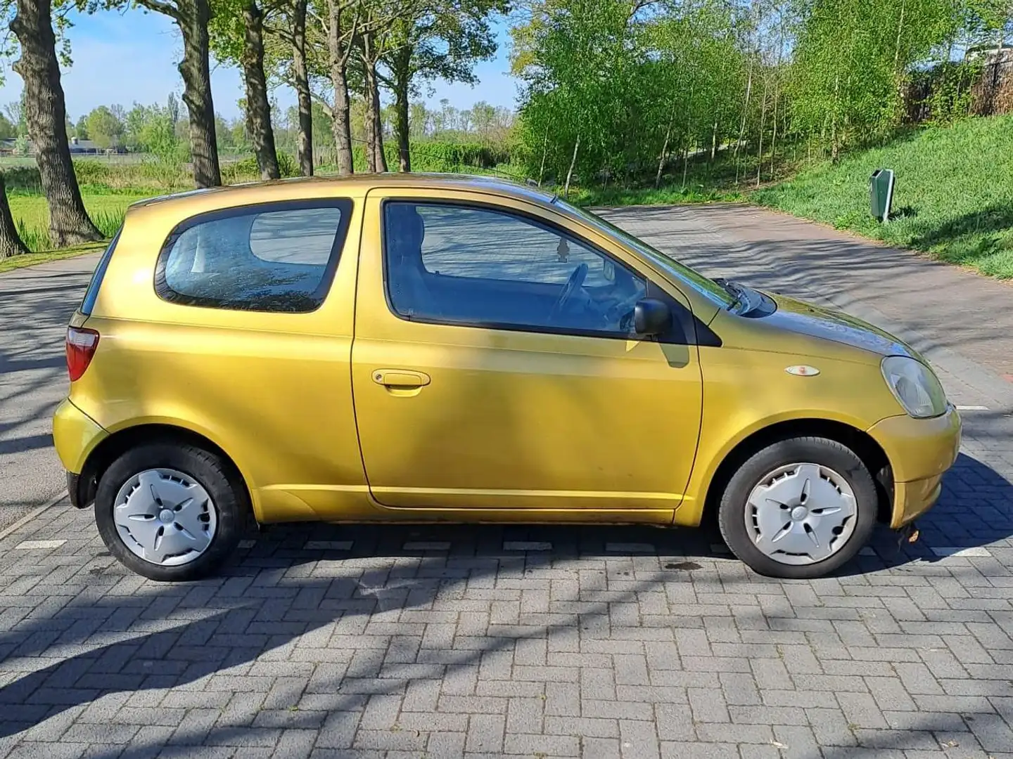 Toyota Yaris Yaris 1.3-16V VVT-i Luna Arany - 1