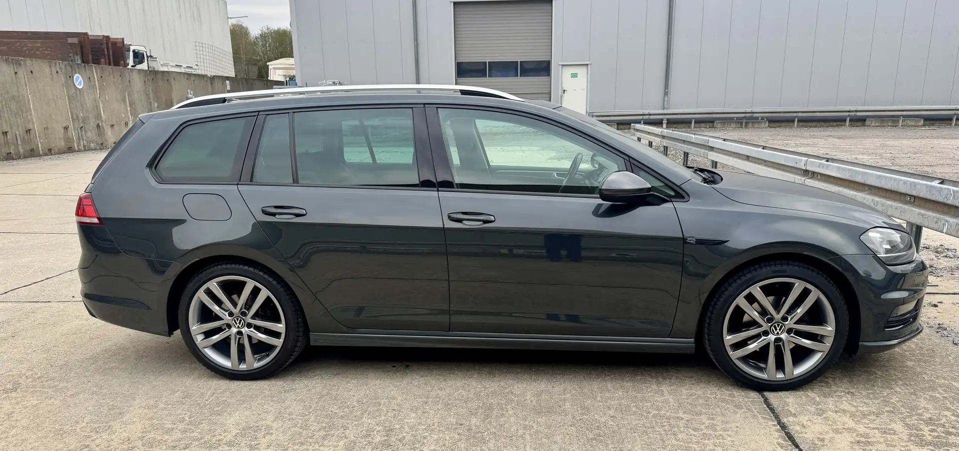Volkswagen Golf Variant 1.4 TSI BlueMotion Technology Allstar Grau - 2