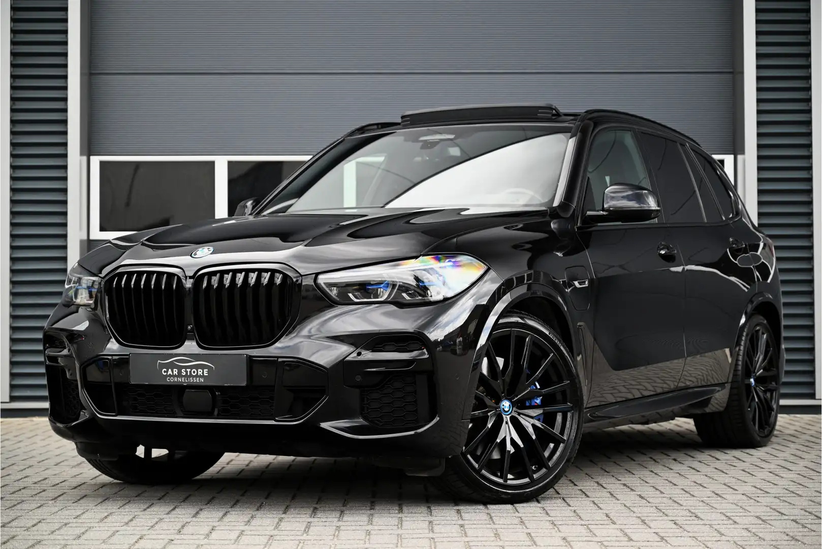 BMW X5 xDrive45e M-SPORT / PANO / M-PERF SEATS / BOWERS & Noir - 1