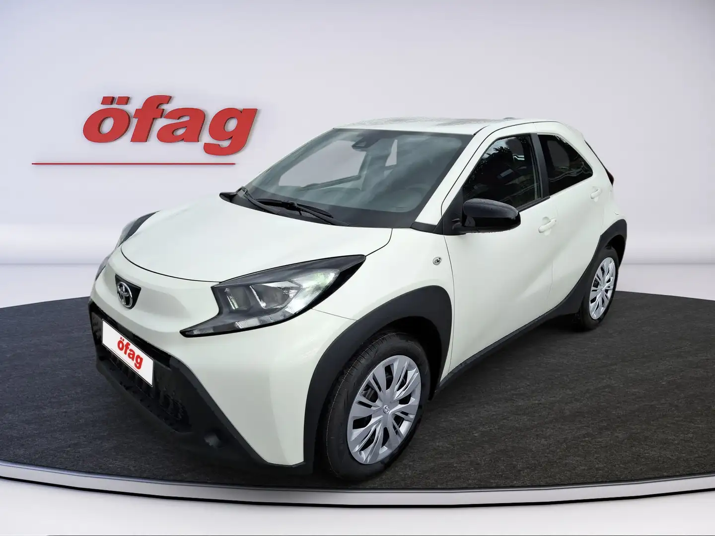 Toyota Aygo X 1.0 VVT-i Play Weiß - 2