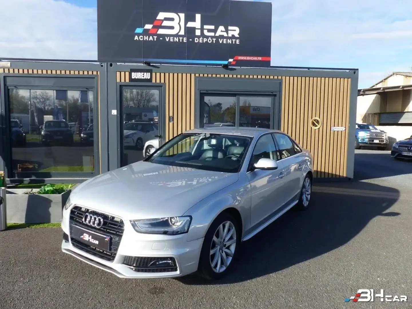 Audi A4 2.0 TFSI 225ch Ambition Luxe / Pack S-Line Gris - 1