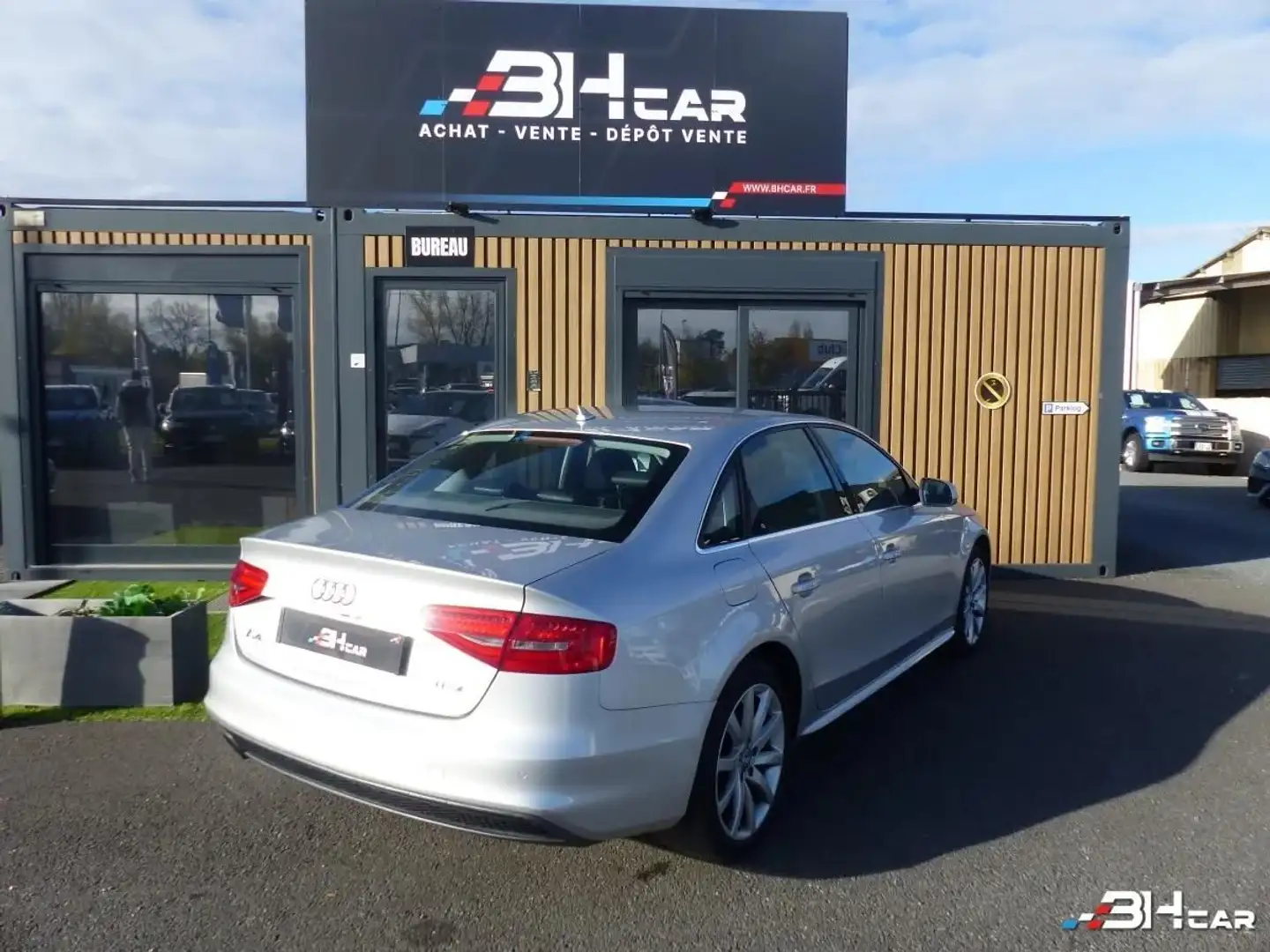 Audi A4 2.0 TFSI 225ch Ambition Luxe / Pack S-Line Grau - 2