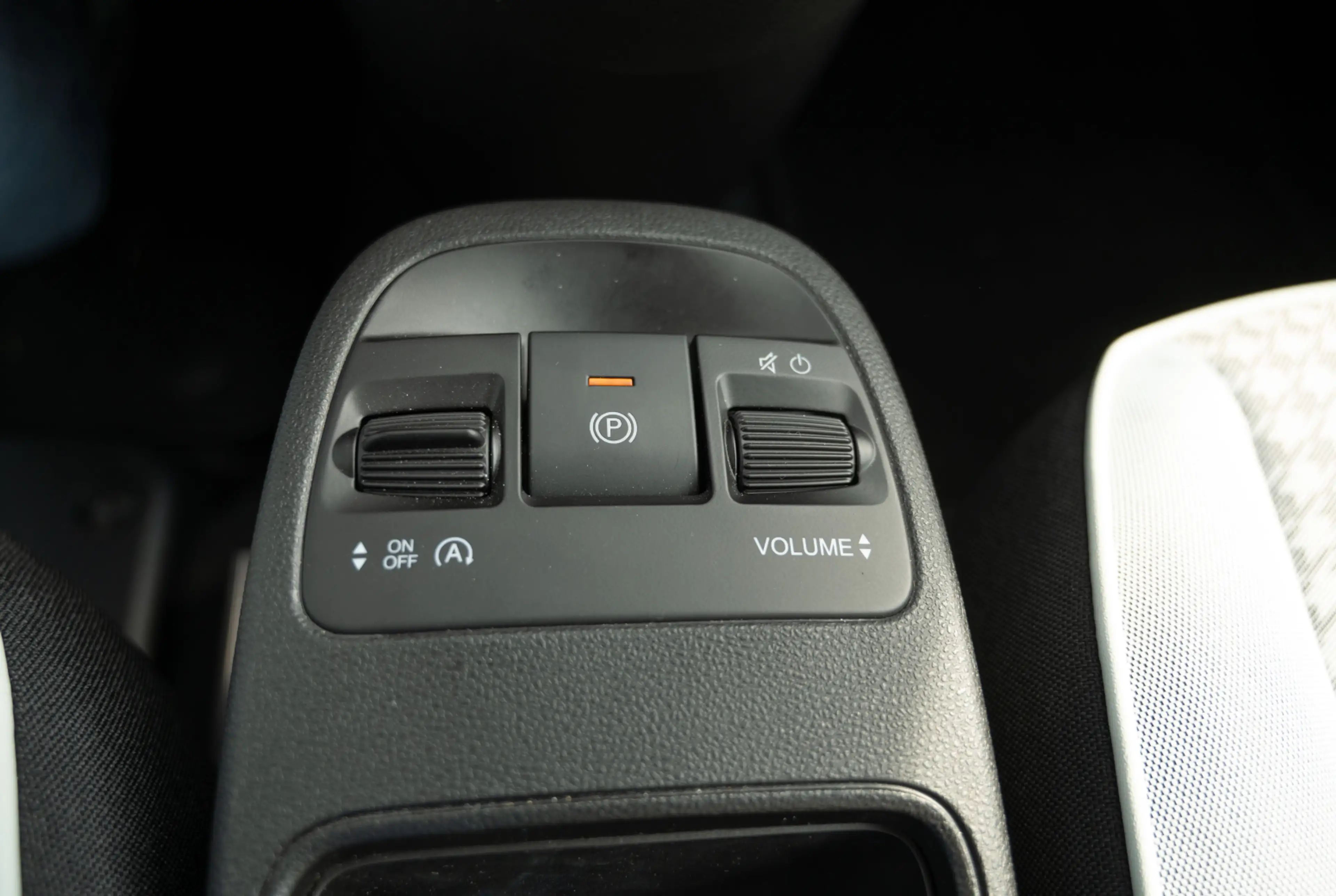 Fiat 500 Torino 1.0 Hybrid FireFly 65PS — photo 13