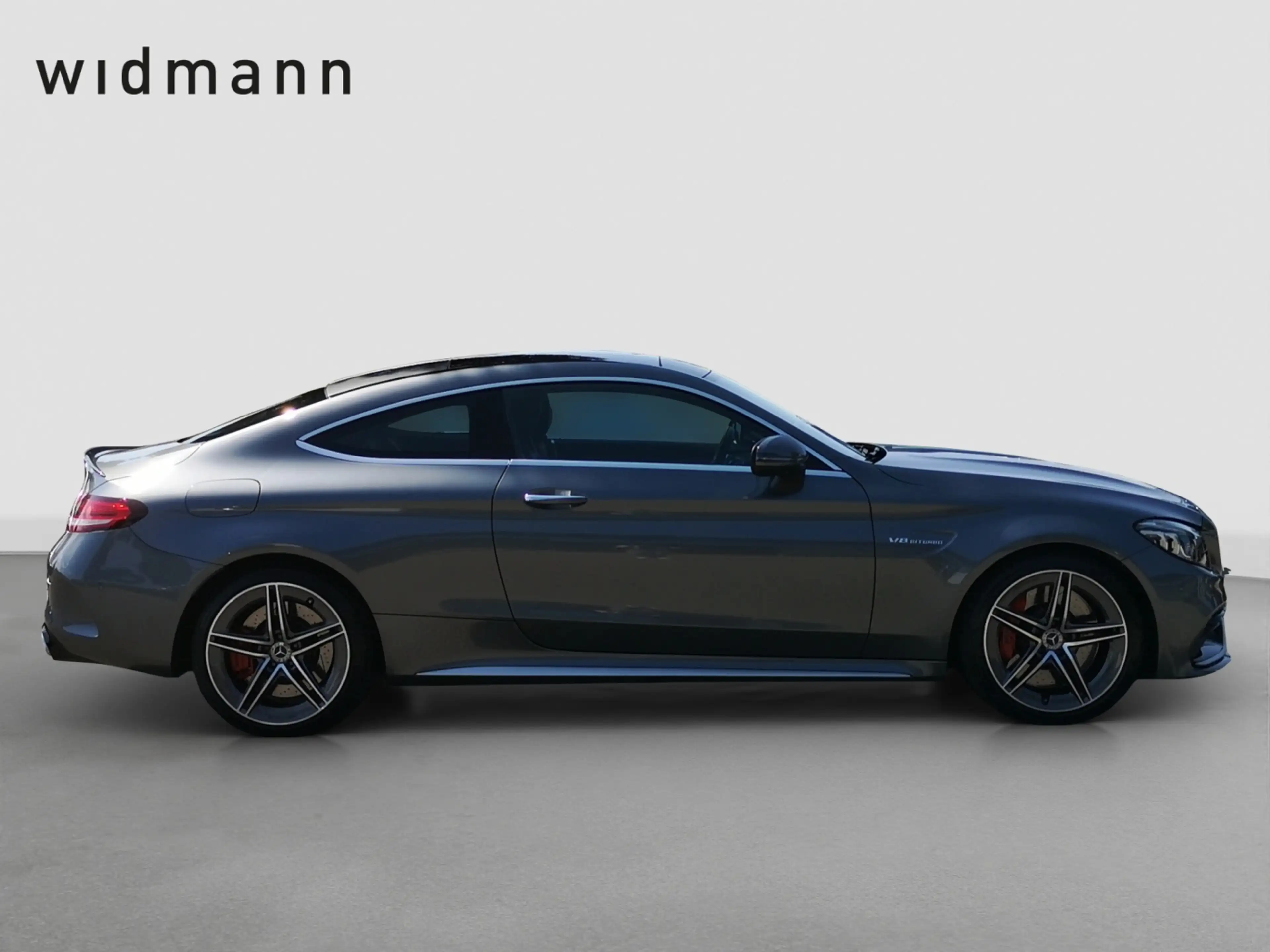 Mercedes-Benz C 63 AMG S Coupé *Multibeam*Pano*Burmester*Nappa — photo 6