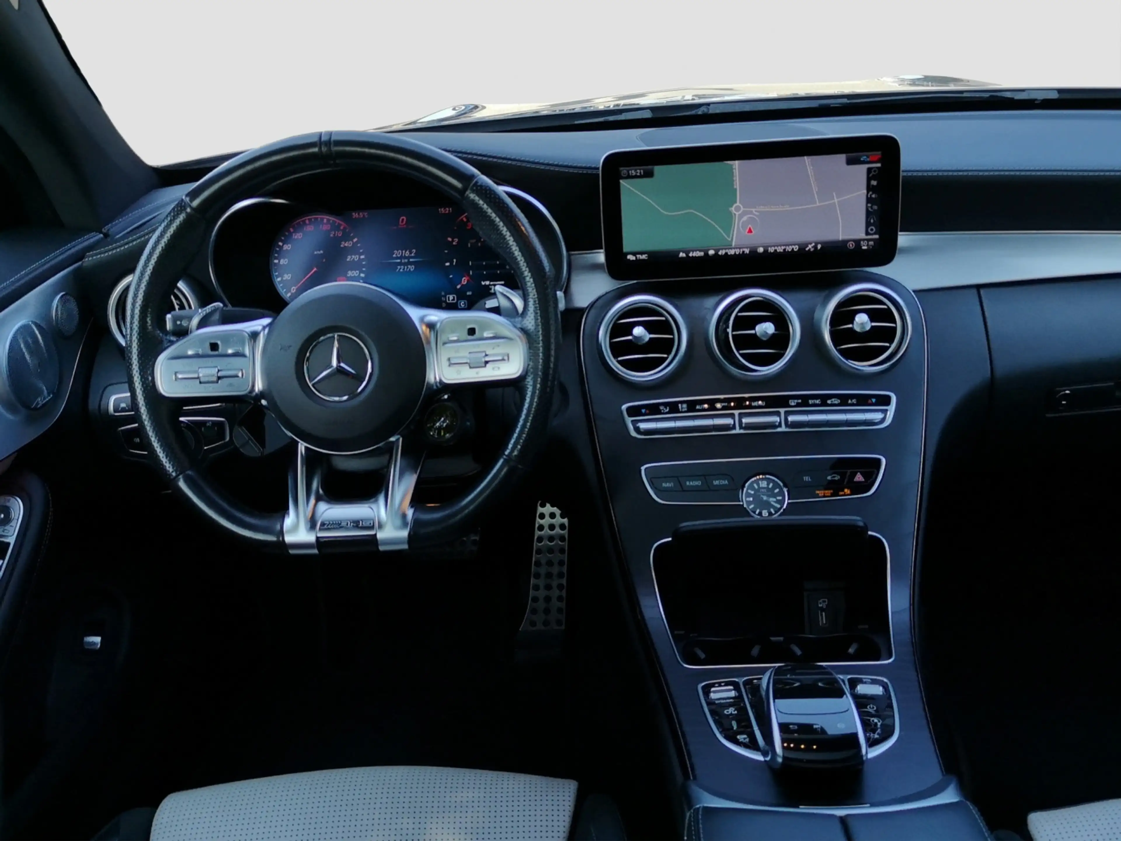 Mercedes-Benz C 63 AMG S Coupé *Multibeam*Pano*Burmester*Nappa — photo 9