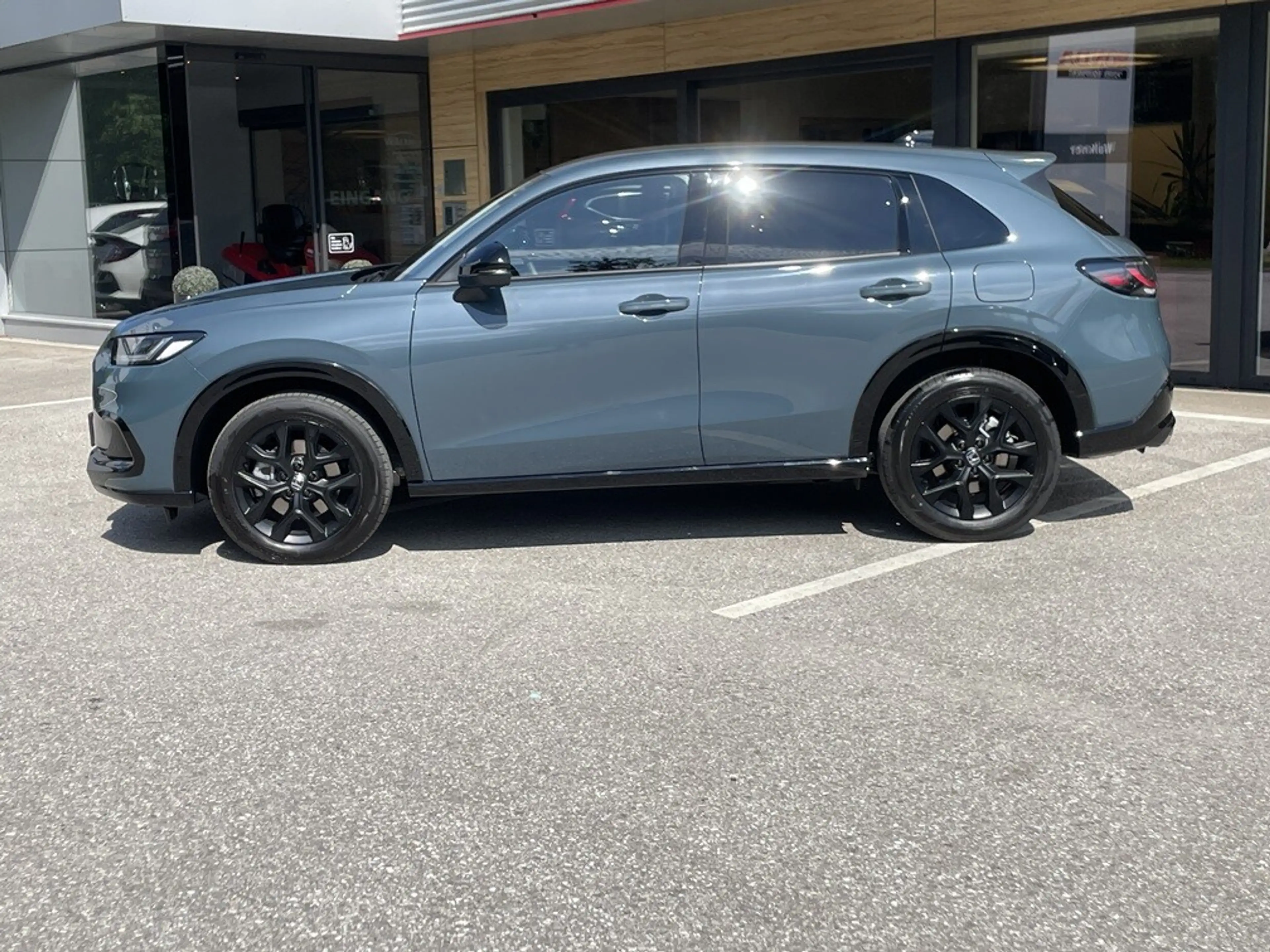 Honda ZR-V 2,0 i-MMD Hybrid Sport Aut. — photo 2