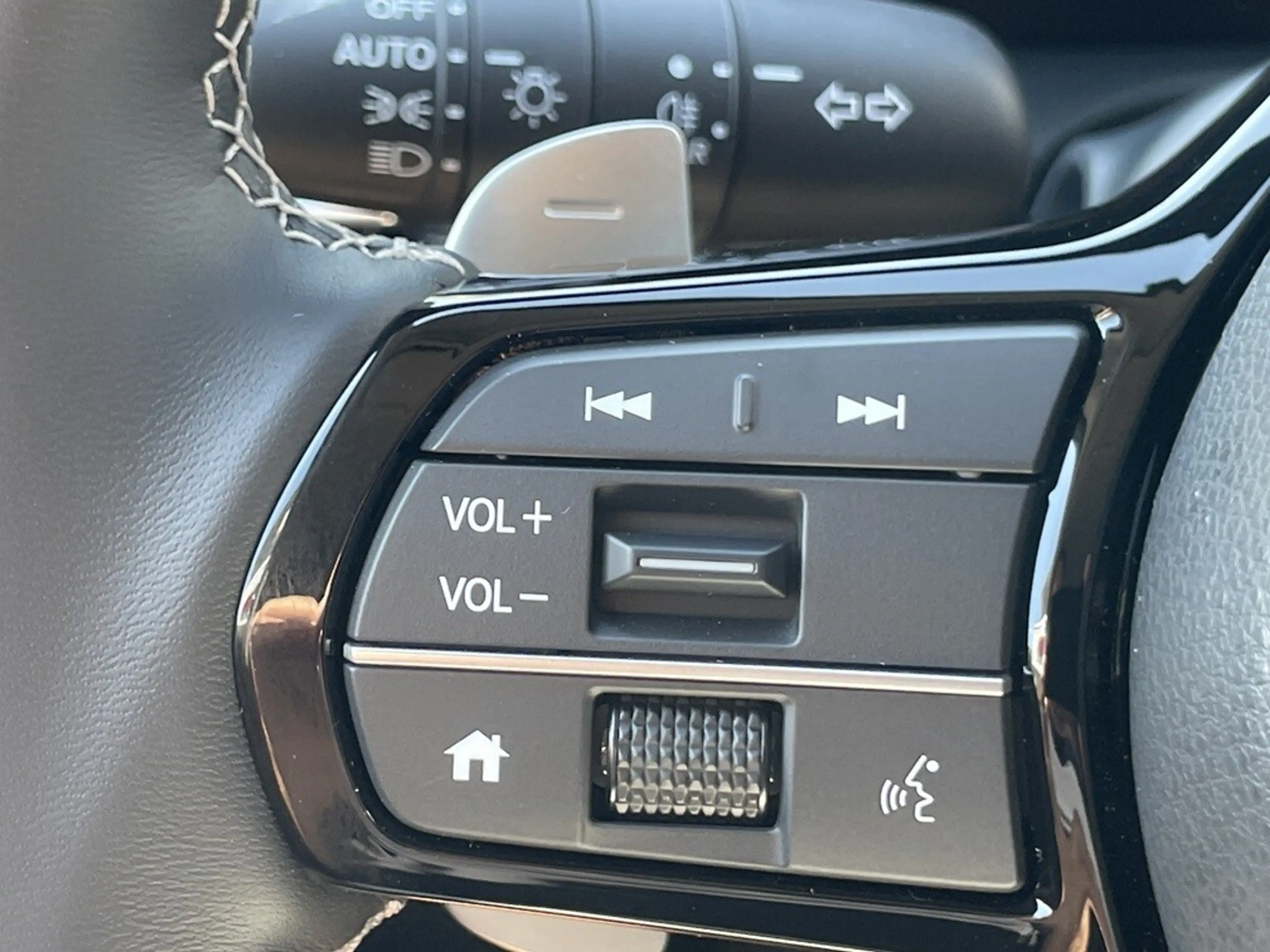 Honda ZR-V 2,0 i-MMD Hybrid Sport Aut. — photo 13