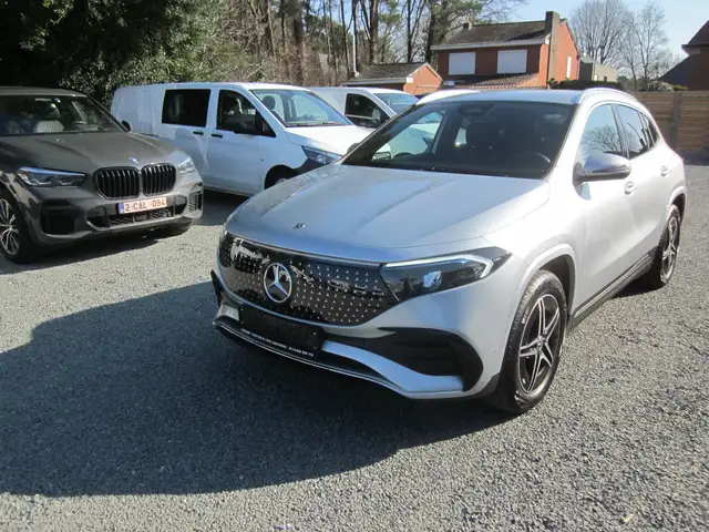 Mercedes-Benz EQA 300 4 matic AMG LINE- LEDER + VELE OPTIES cp