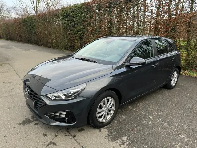 Hyundai i30 i30 1.0 / CARPLAY / / CAM /