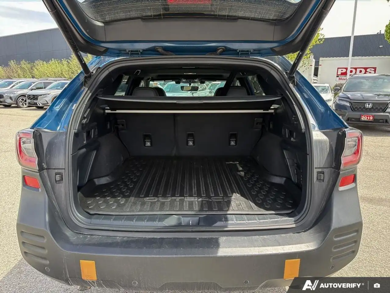 Subaru OUTBACK снимка Subaru OUTBACK