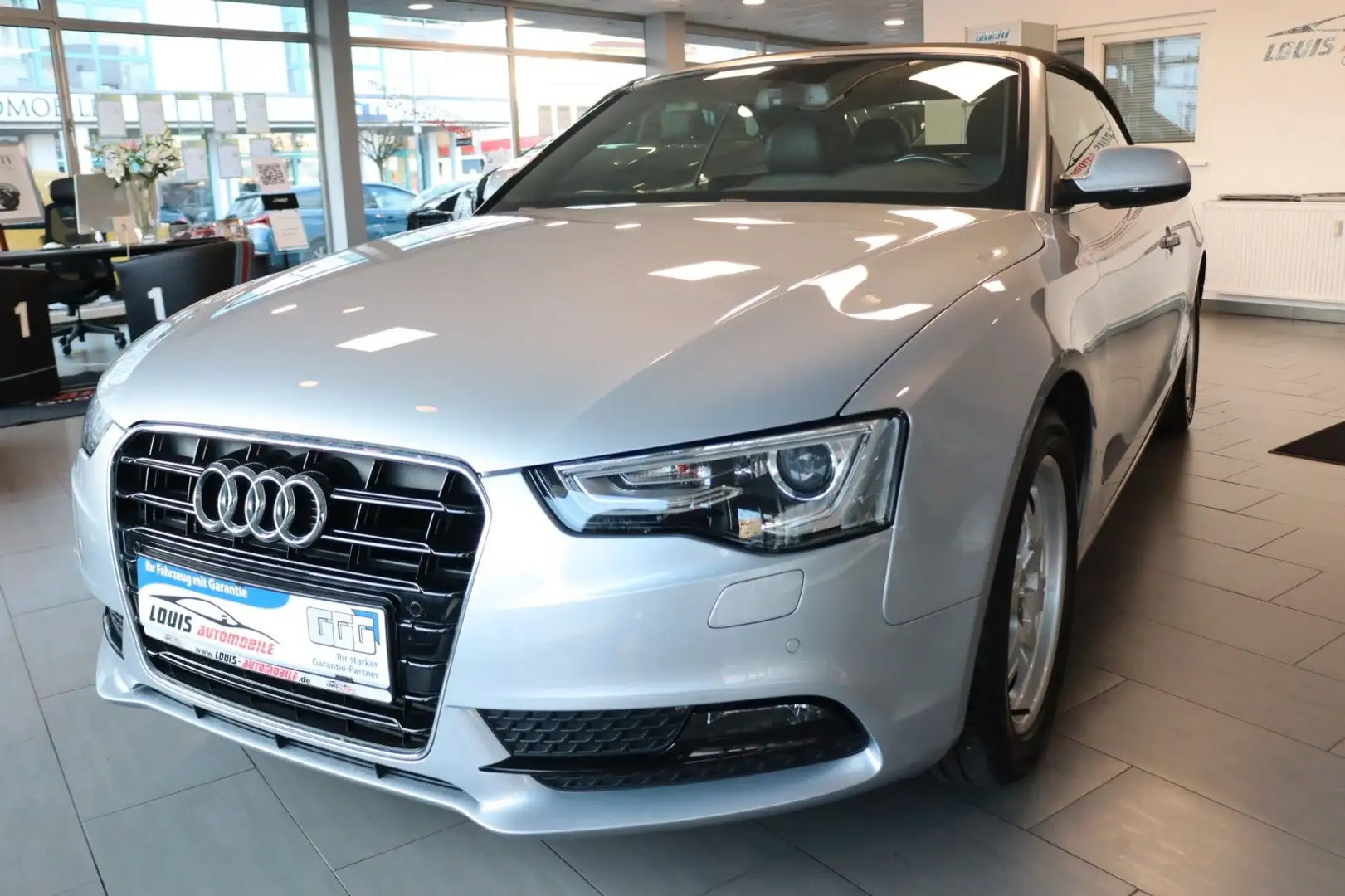 Audi A5 Cabriolet 1.8 TFSI Sports./Leder/Navi/SHZ Silber - 2