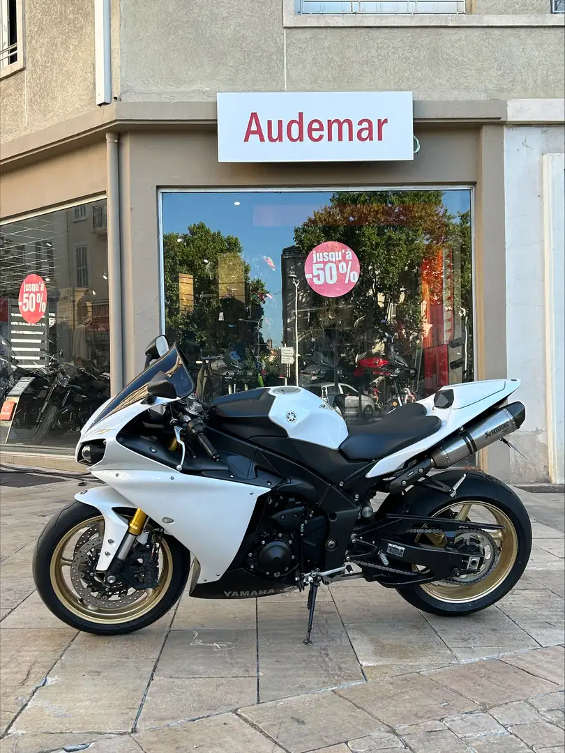 Yamaha YZF 1000 - 2