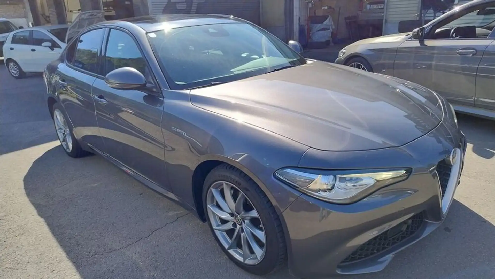 Alfa Romeo Giulia Super Vermittlungsverkauf Grau - 2