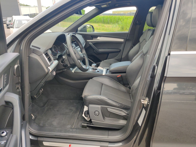Audi Q5 40 TDI q. S-Tronic S-Line, Xenon, AHK, Pano, — photo 9