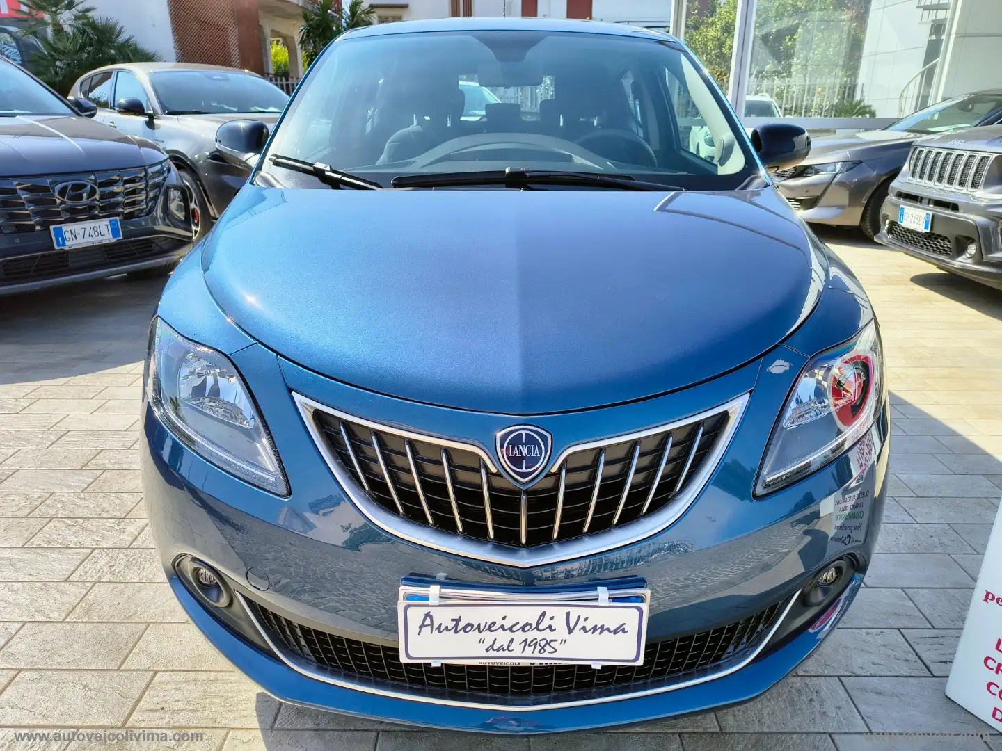 Lancia Ypsilon 1.0 FireFly 5p.S&S Hyb. Gold Pl. Blu/Azzurro - 2