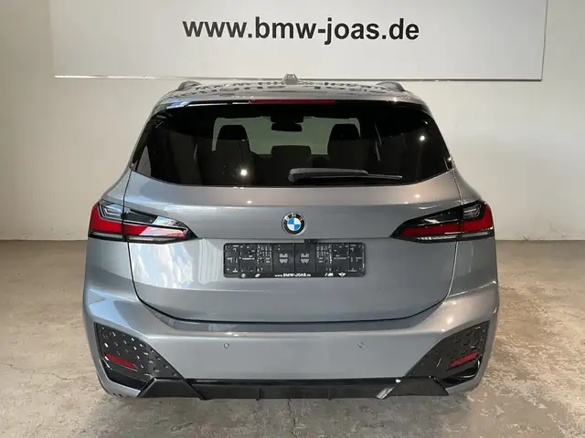 BMW 2 Series view 11