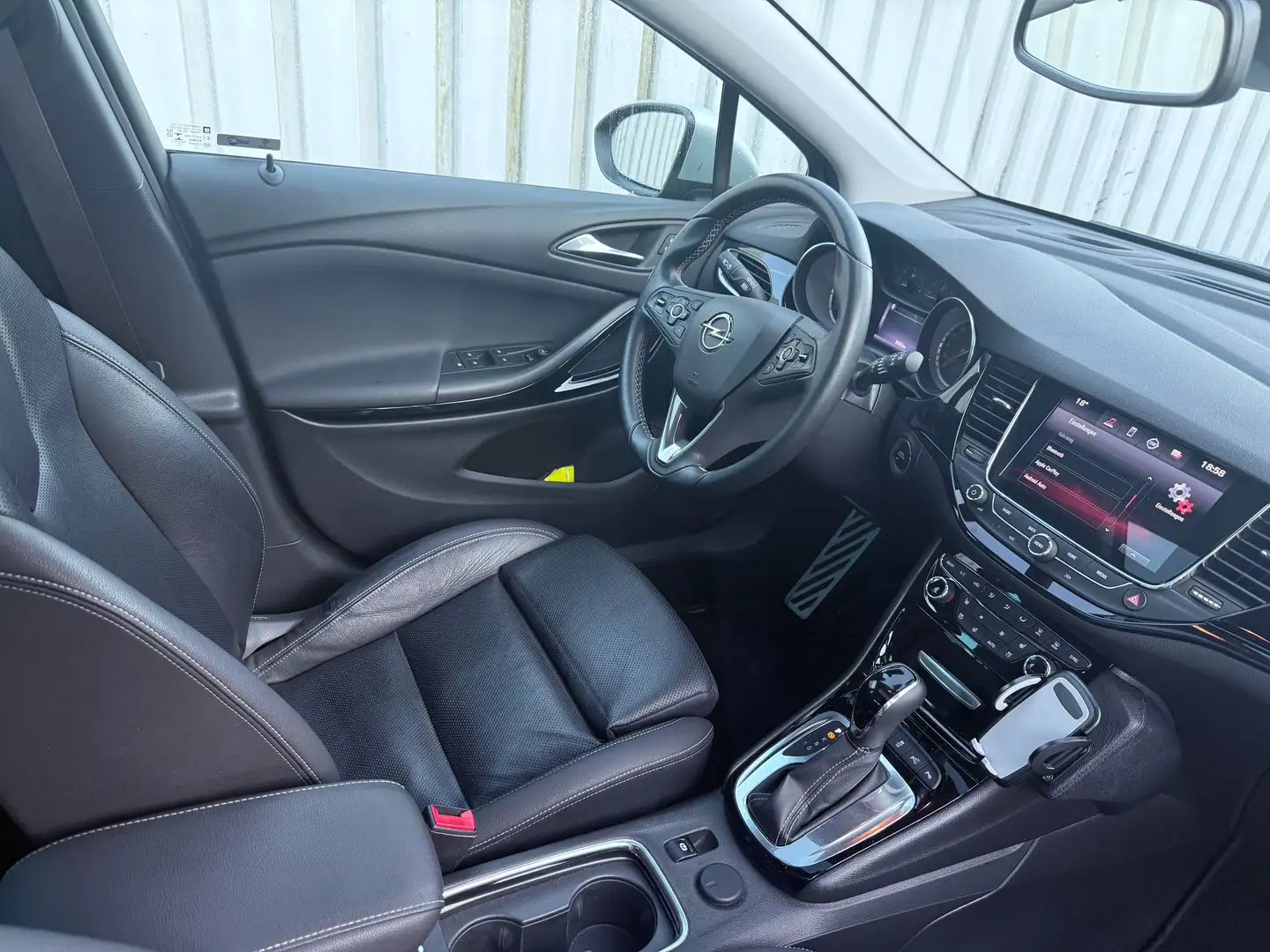 Opel Astra K 1,6 T Dynamic mit OPC Line Paket & Automatik Grau - 2