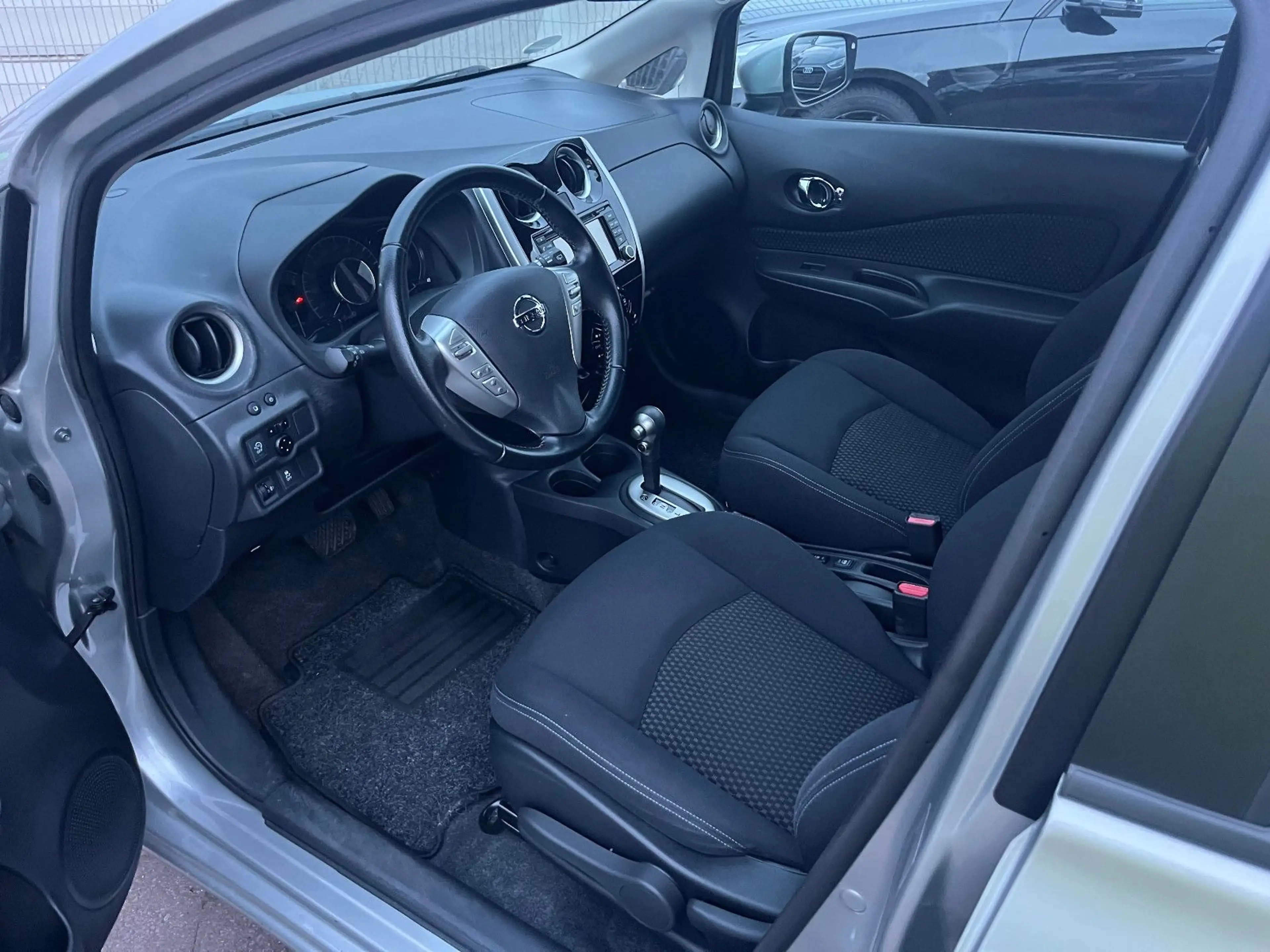 Nissan Note 1.2 DIG-S Acenta Plus Auto Navi Klima PDC — photo 10