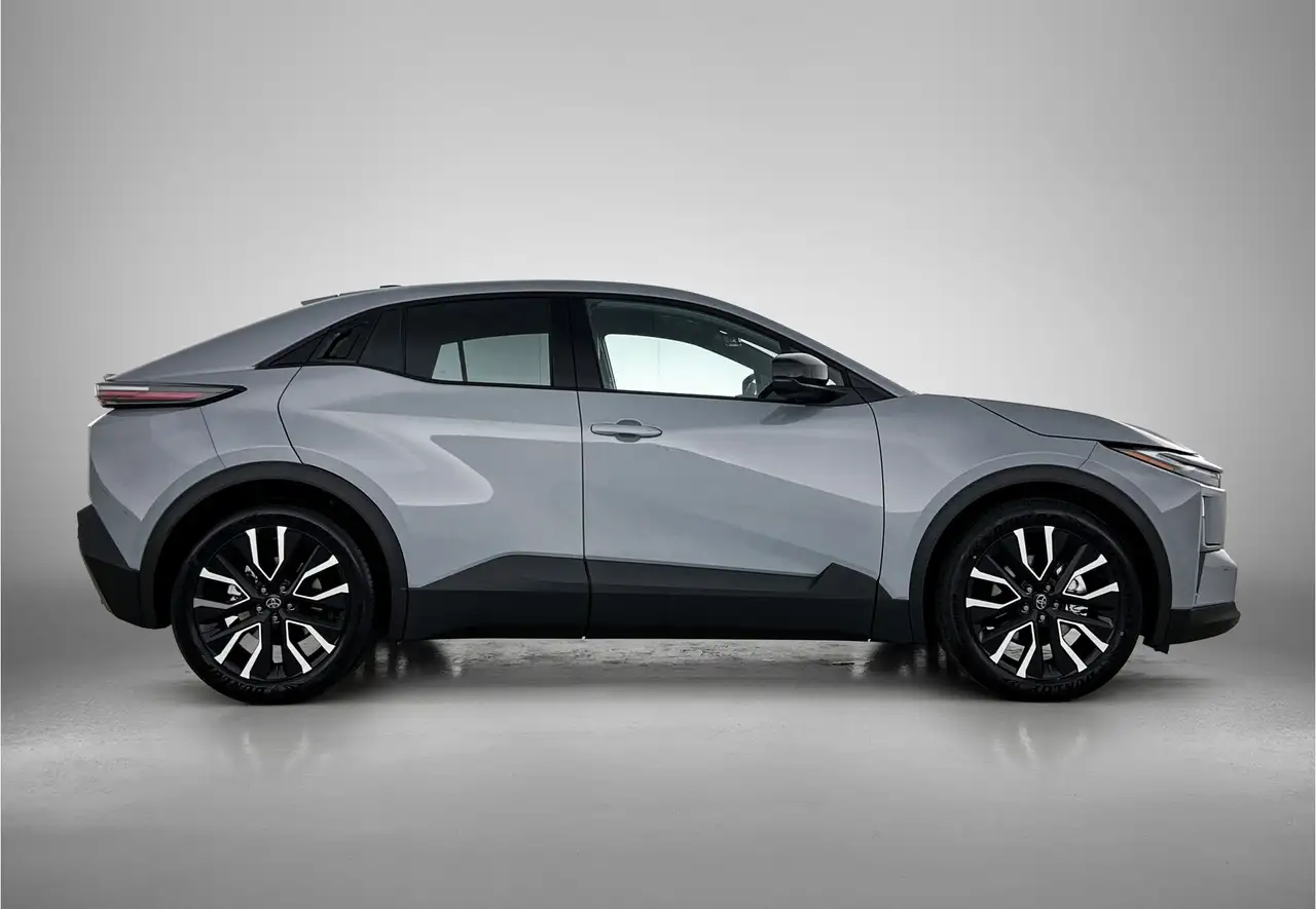 Toyota C-HR 2026 — фото 11