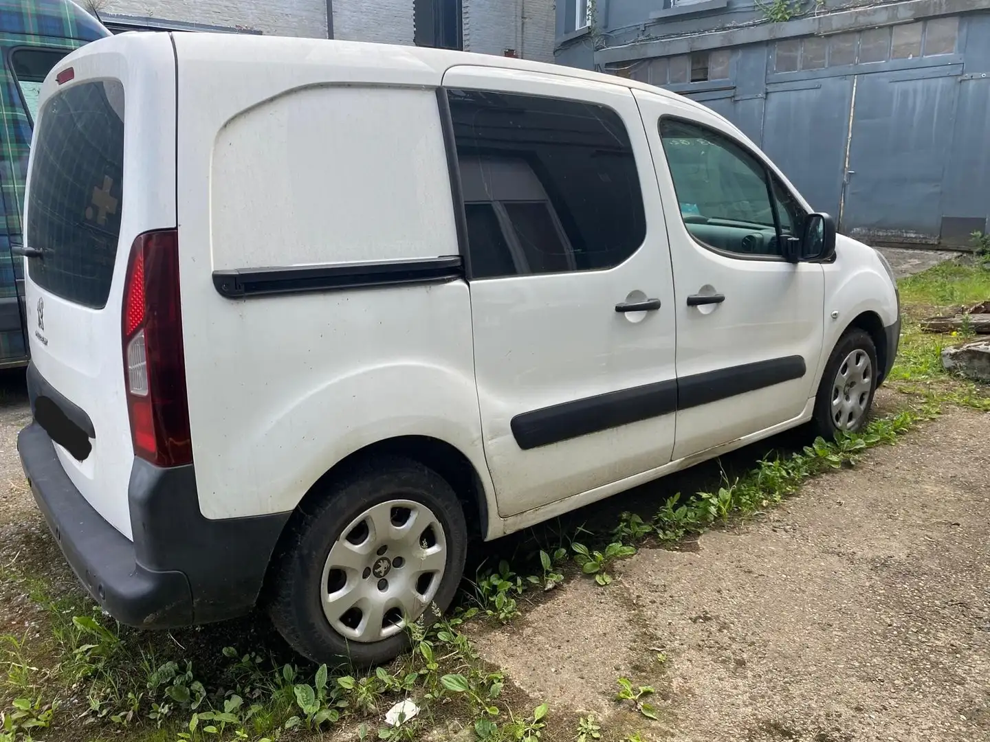 Peugeot Partner Partner 1.6 HDi 75 L1 FAP Komfort Wit - 2