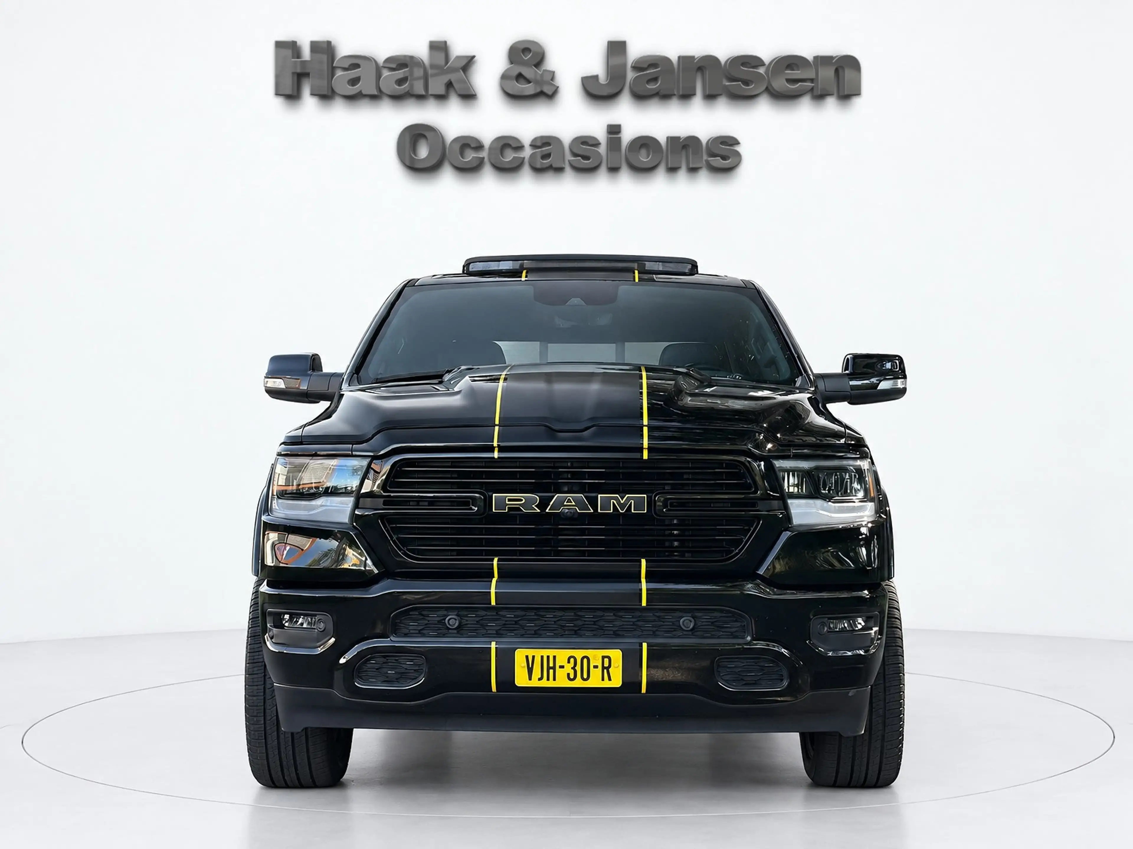 Dodge RAM 1500 5.7 V8 4x4 Crew Cab Full option Marge — photo 5