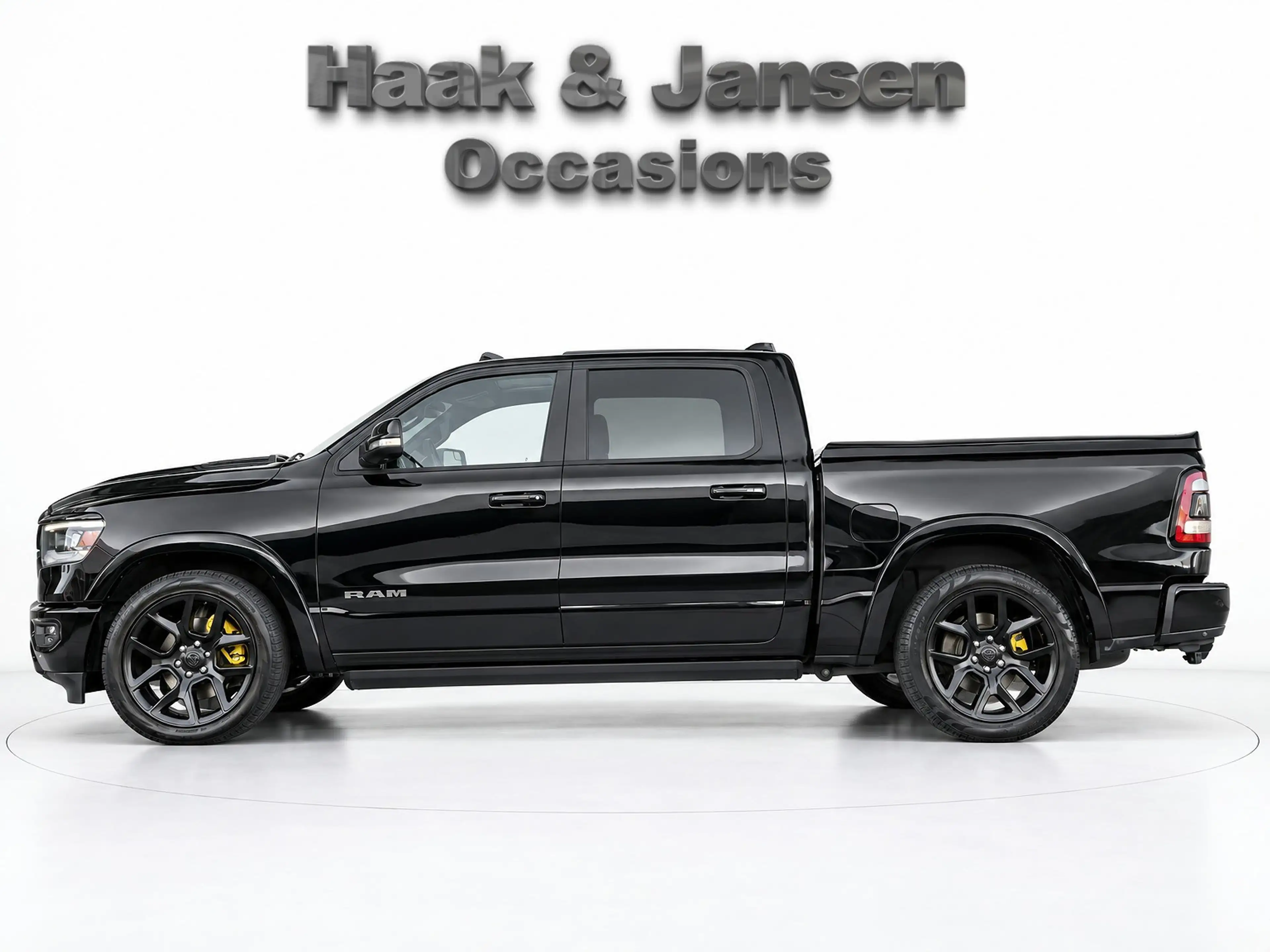Dodge RAM 1500 5.7 V8 4x4 Crew Cab Full option Marge — photo 7