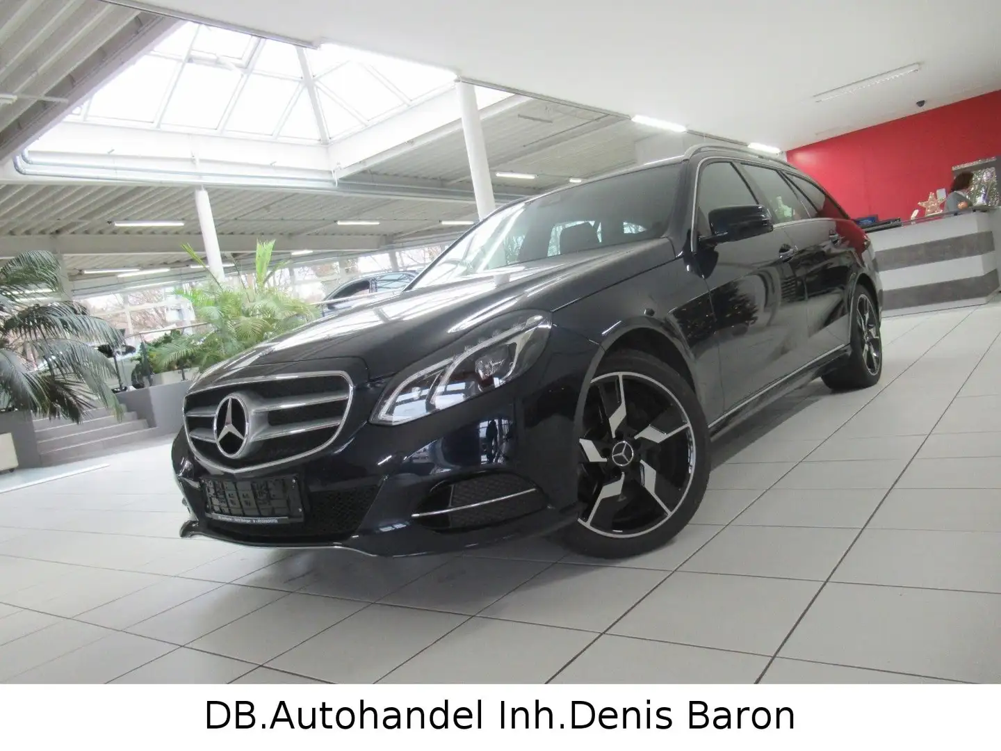 Mercedes-Benz E 350 T-Modell Avantgarde BlueTec Leder Navi Xen Blau - 1