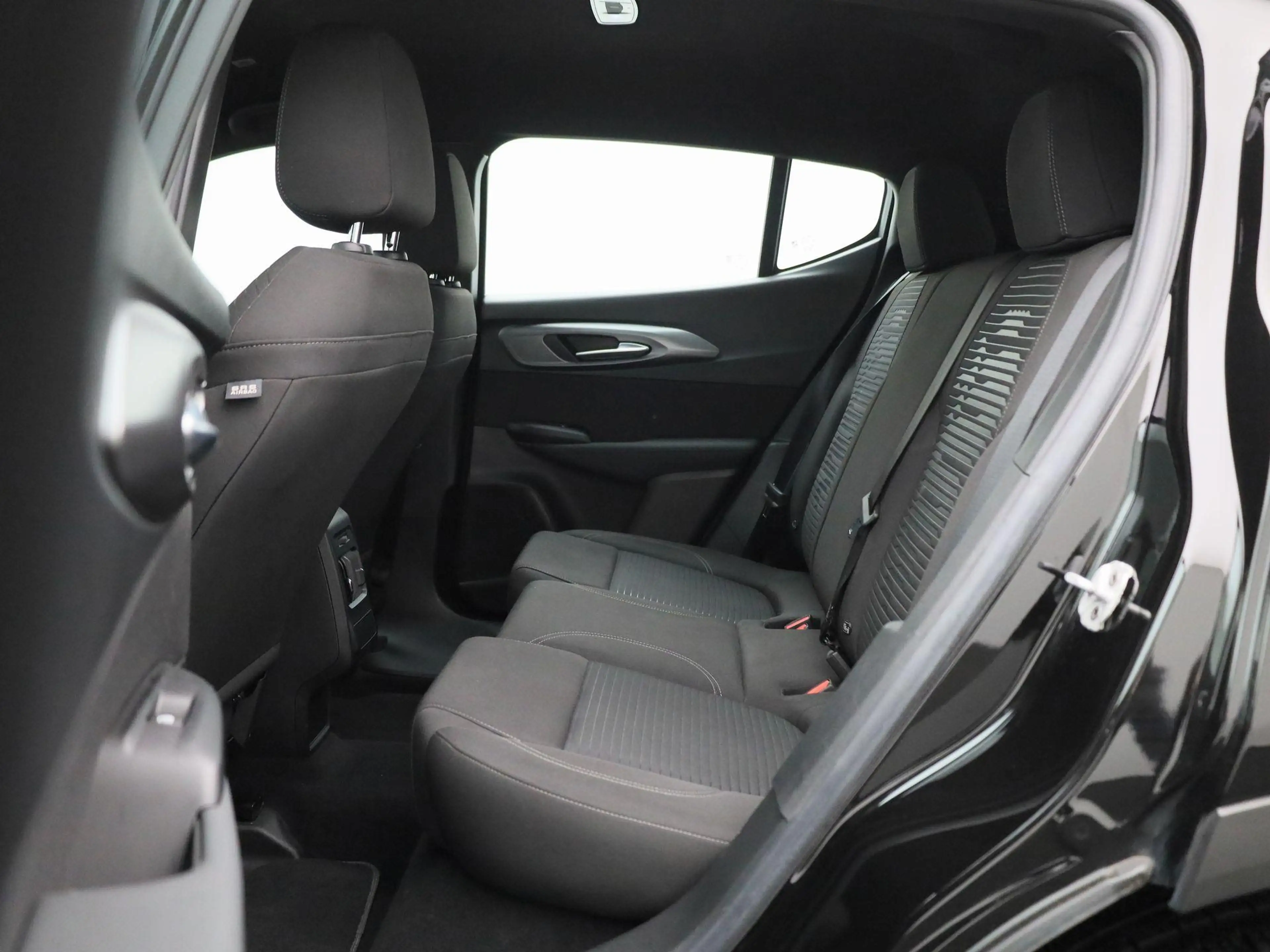 Alfa Romeo Tonale 1.6 130 DS Super FWD CARPLAY | LED | NAVI — photo 11