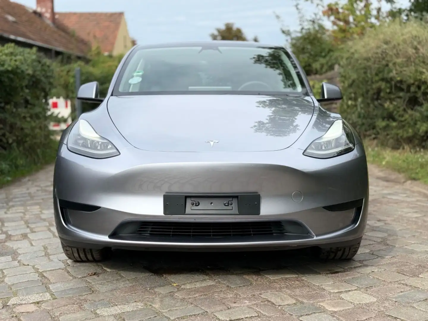 Tesla Model Y Basis RWD*LED&1ERH&AUTOPAILOT* Šedá - 2