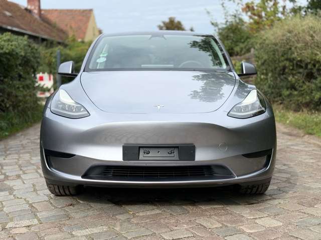Tesla Model Y Basis RWD*LED&1ERH&AUTOPAILOT*