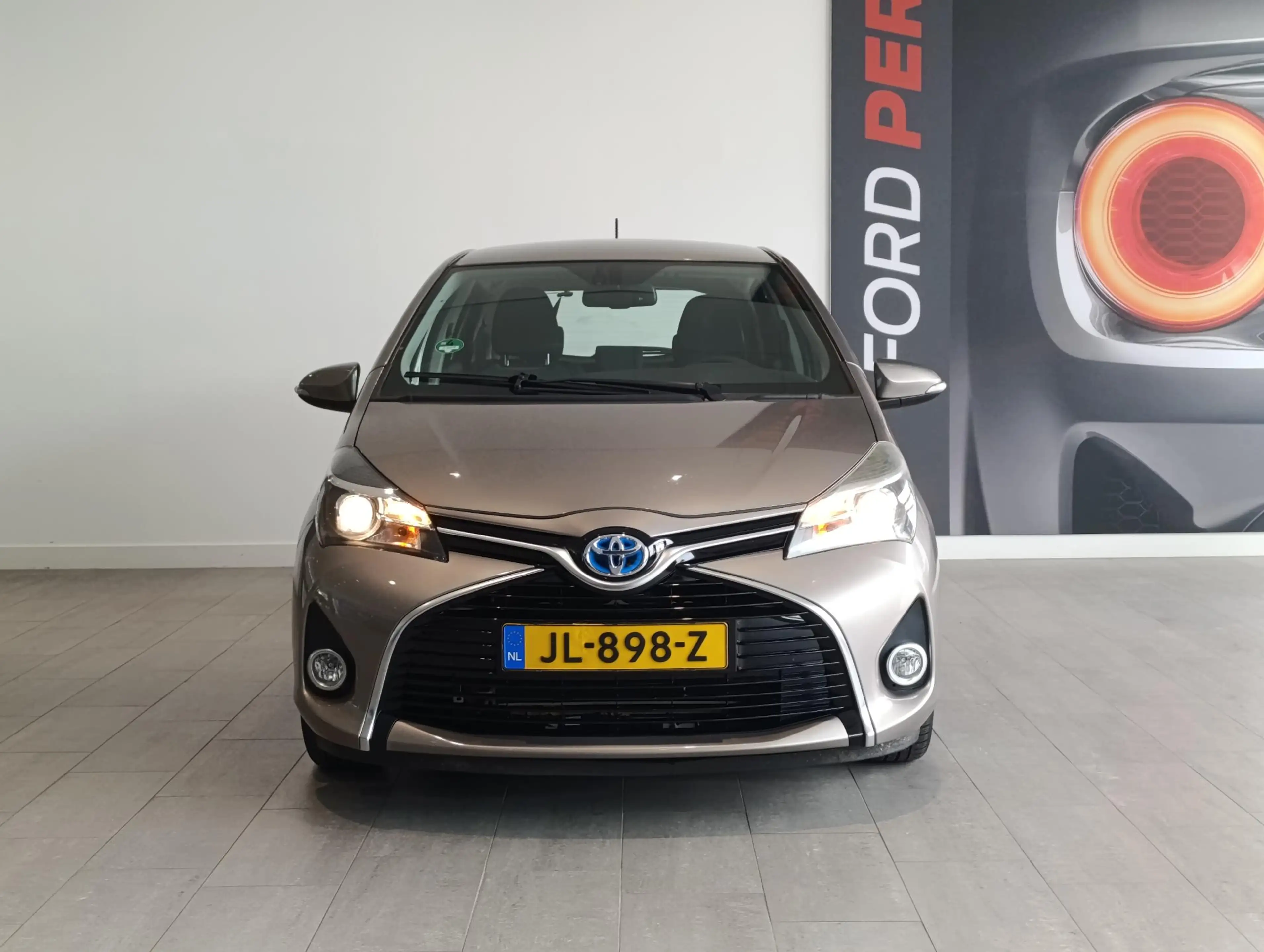 Toyota Yaris 1.5 Hybrid Aspiration | CRUISE CONTROL | ACHTERUIT — photo 2