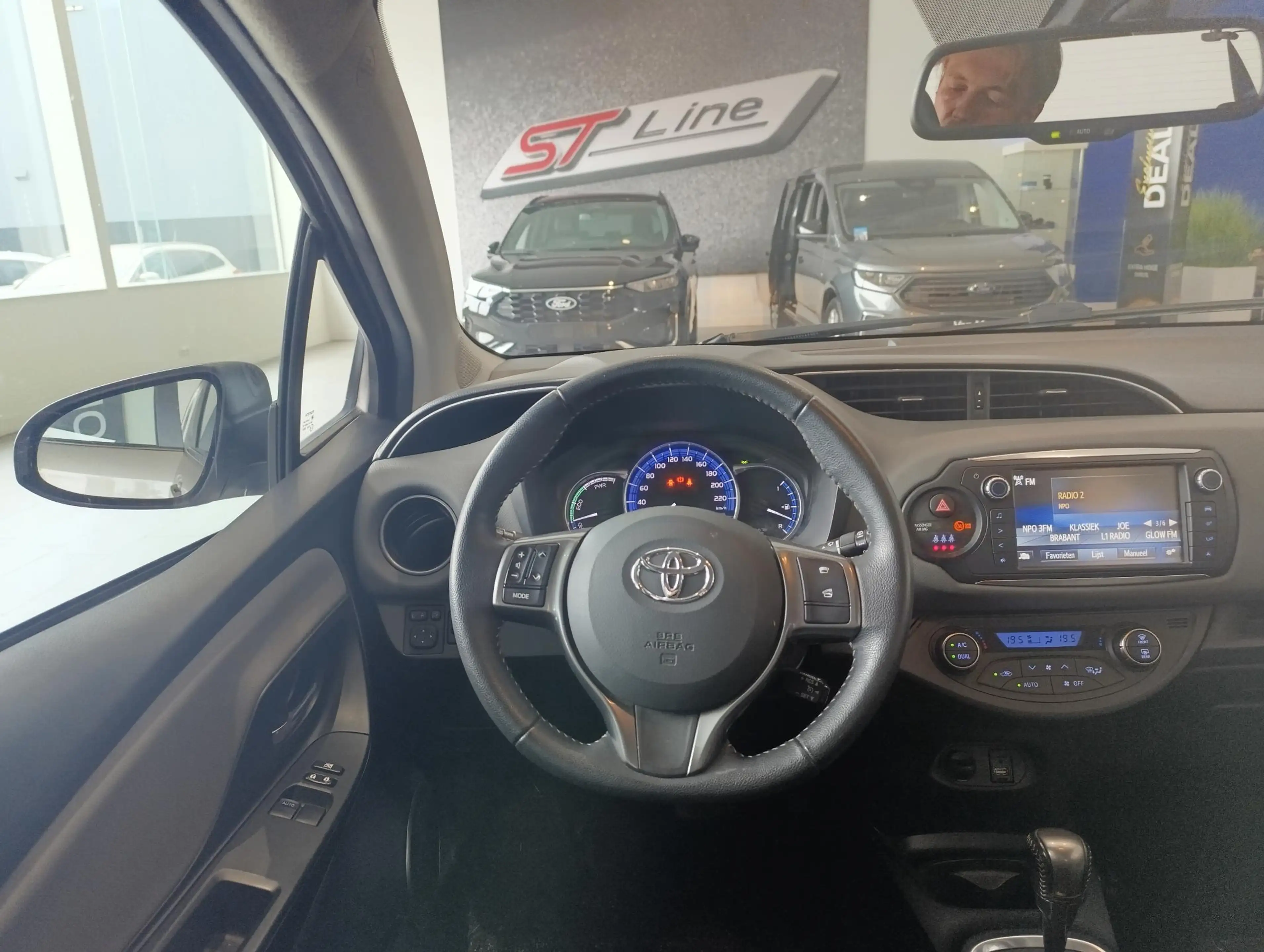 Toyota Yaris 1.5 Hybrid Aspiration | CRUISE CONTROL | ACHTERUIT — photo 6