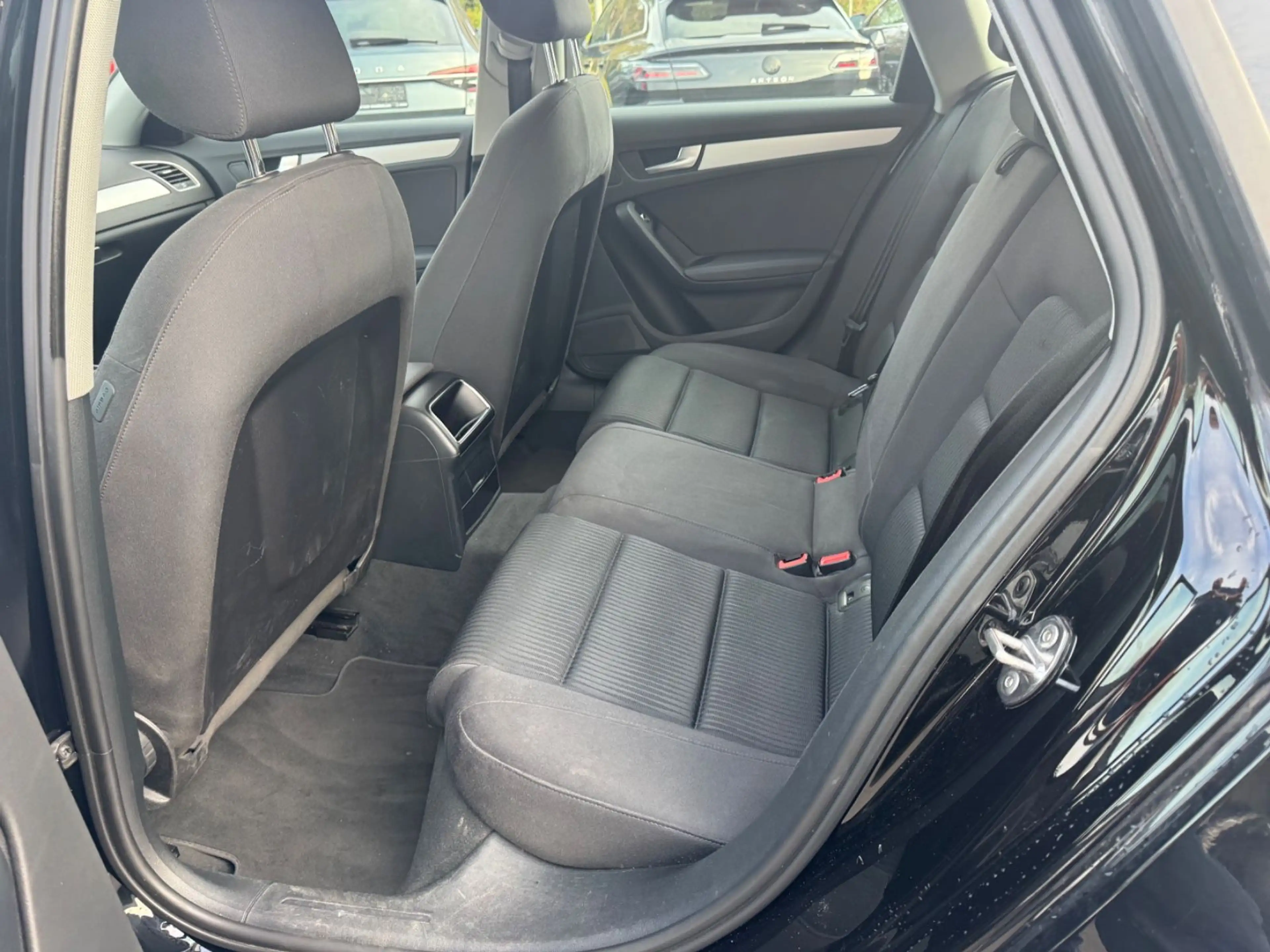 Audi A4 Avant Attract Xen SHZ PDC MFL AHK NAVI TEMP — photo 8