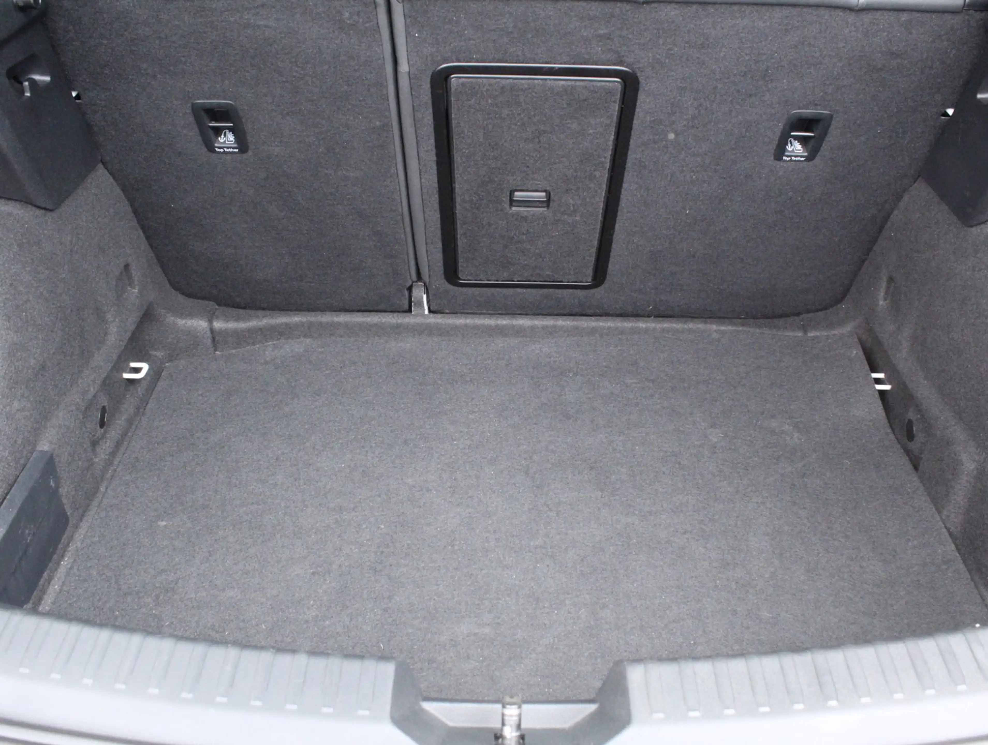 CUPRA Leon TRIBE 1.5 TSI 150 PS ACT — photo 11