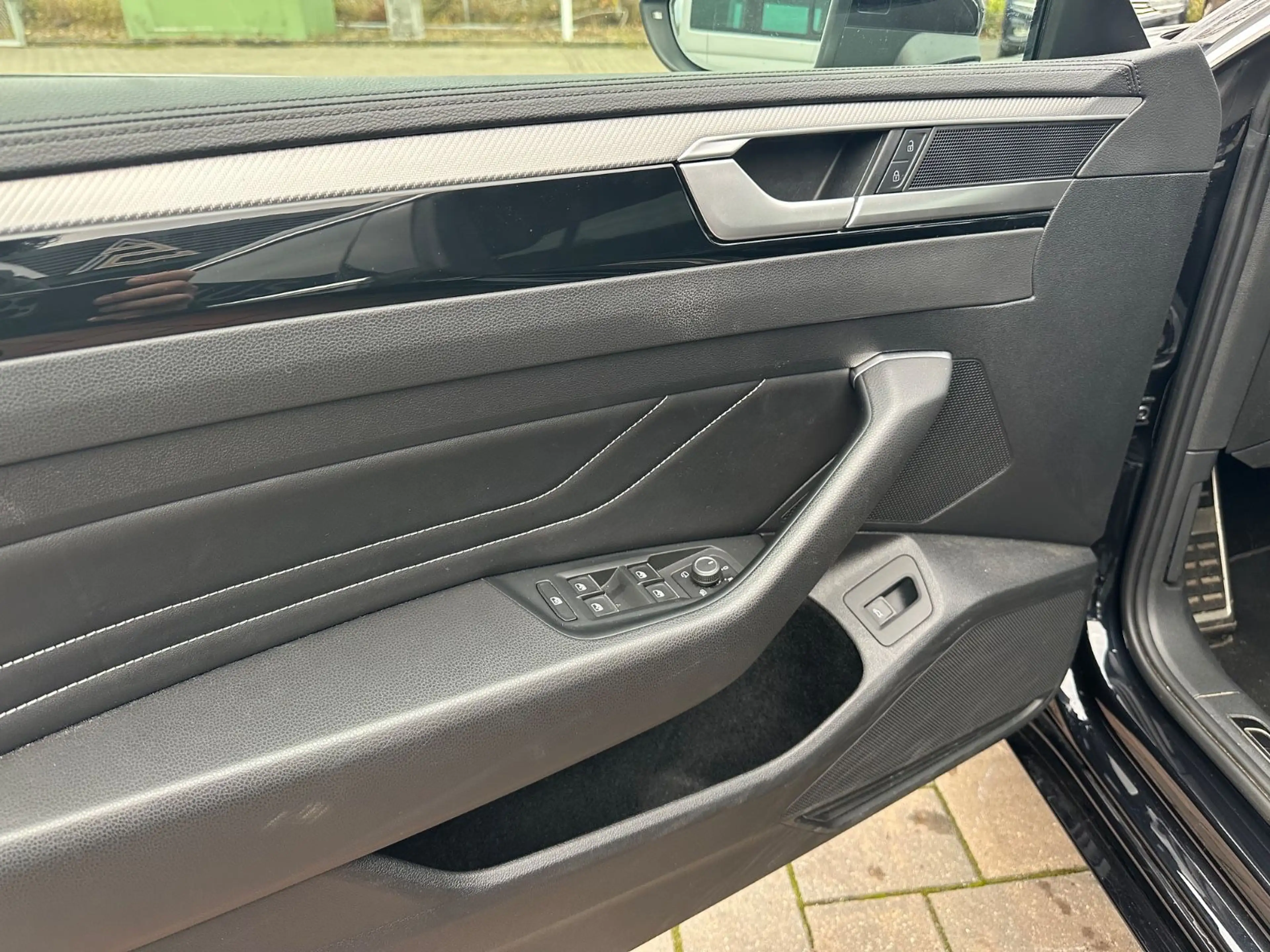 Volkswagen Arteon 2.0 TSI DSG 4M R-LINE*STANDH*R-CAM*VIRTUA — photo 15
