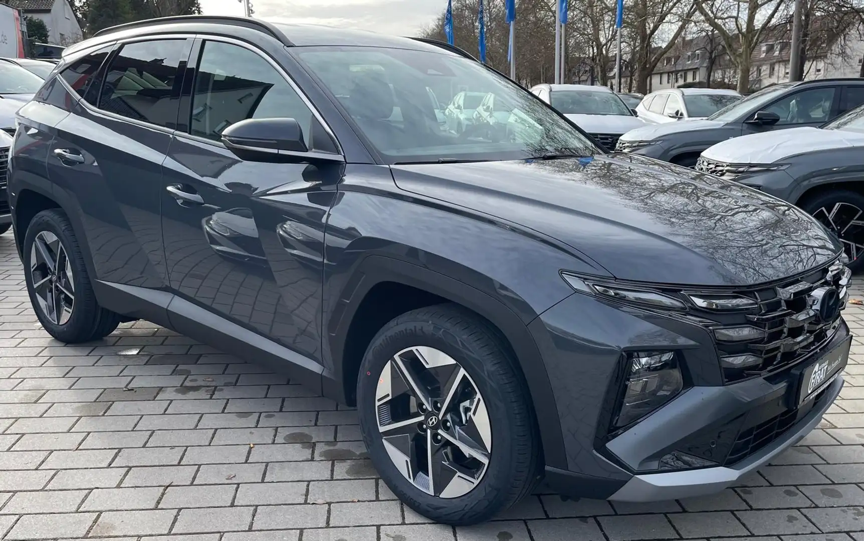 Hyundai TUCSON 1,6 T-Gdi Grau - 1