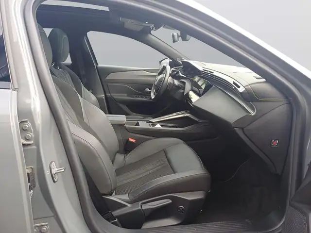 Peugeot 308 view 12