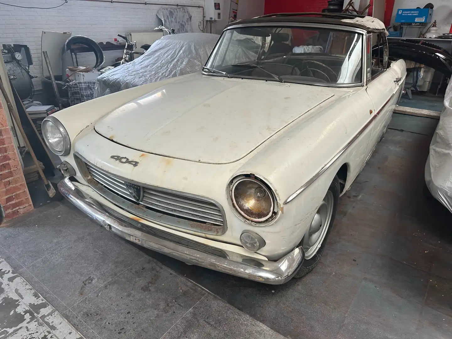 Peugeot 404 Blanco - 2