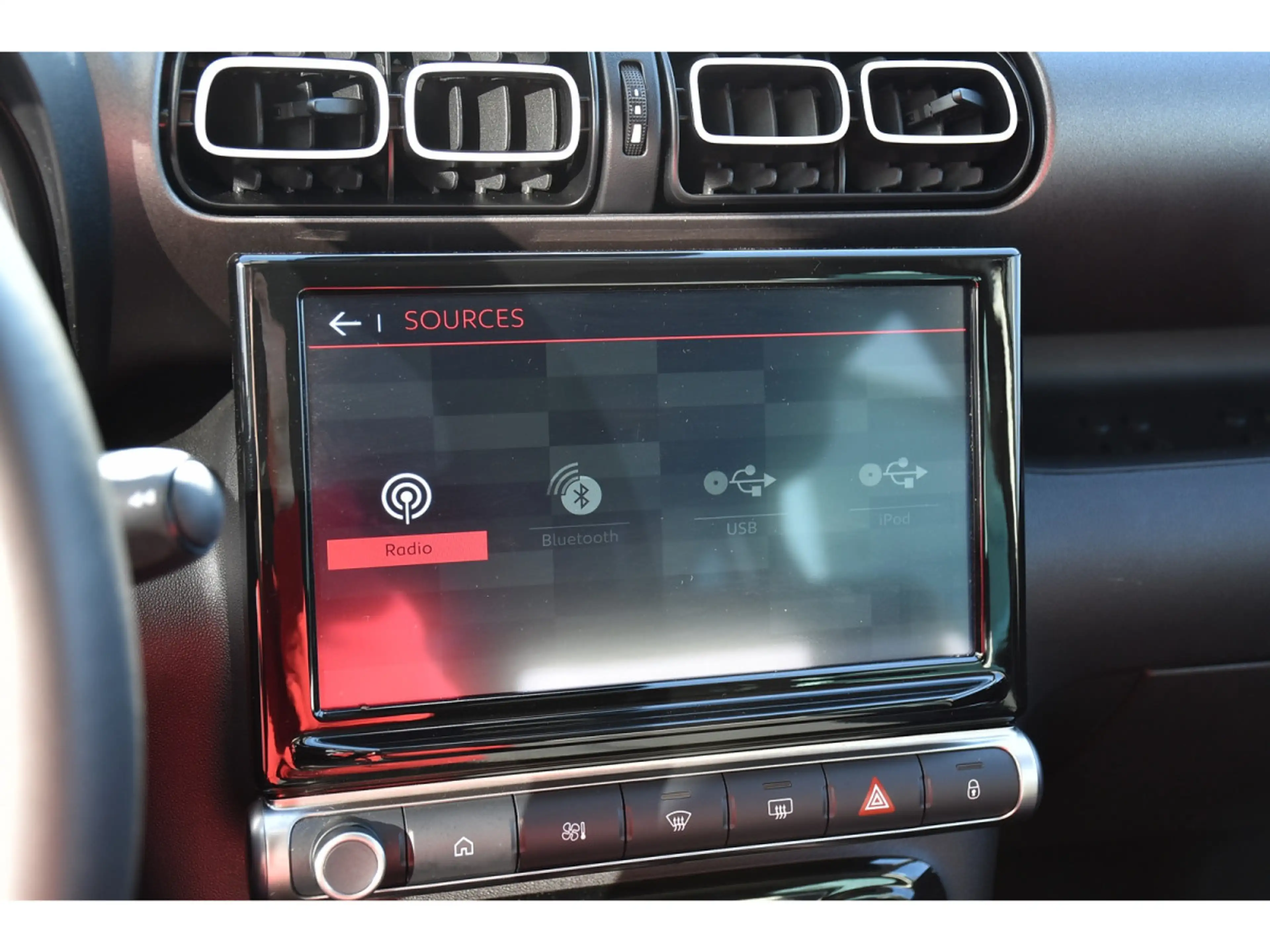 Citroen C3 Aircross 1.2 PureTech 110 MAX LANE HUD GRIP CAM JA17 1°MAIN — photo 11