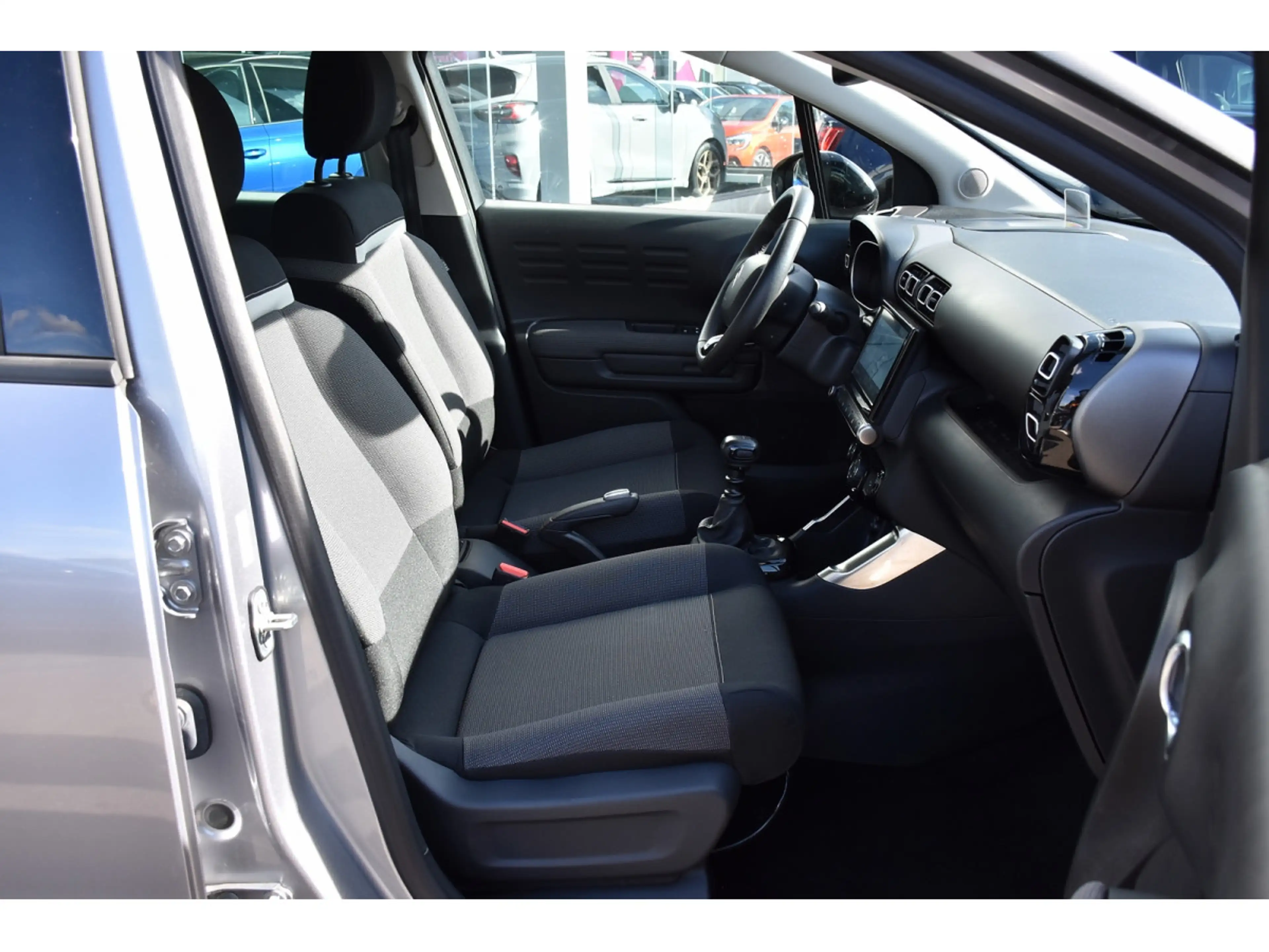 Citroen C3 Aircross 1.2 PureTech 110 MAX LANE HUD GRIP CAM JA17 1°MAIN — photo 7