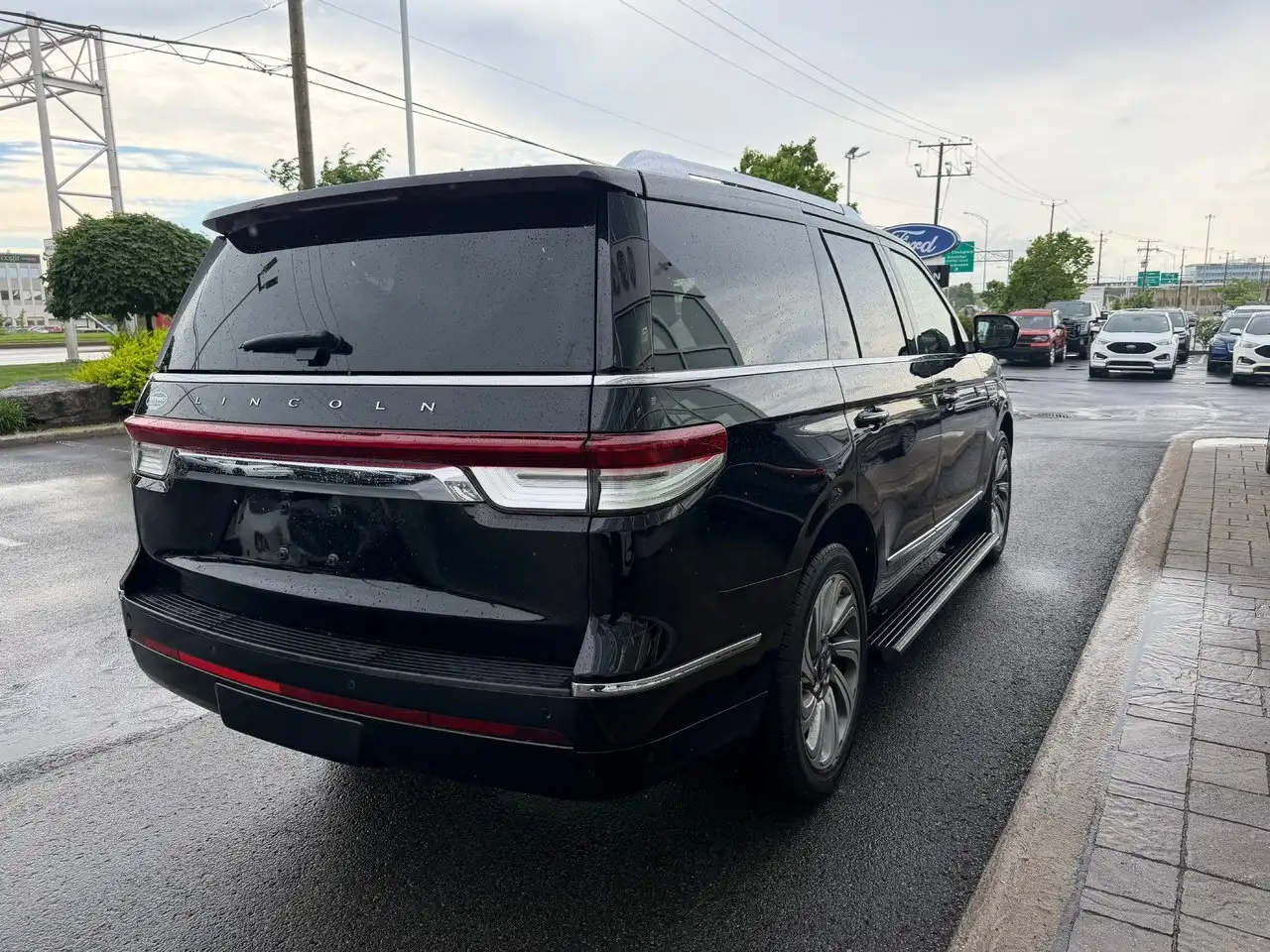 Lincoln Navigator photo Lincoln Navigator