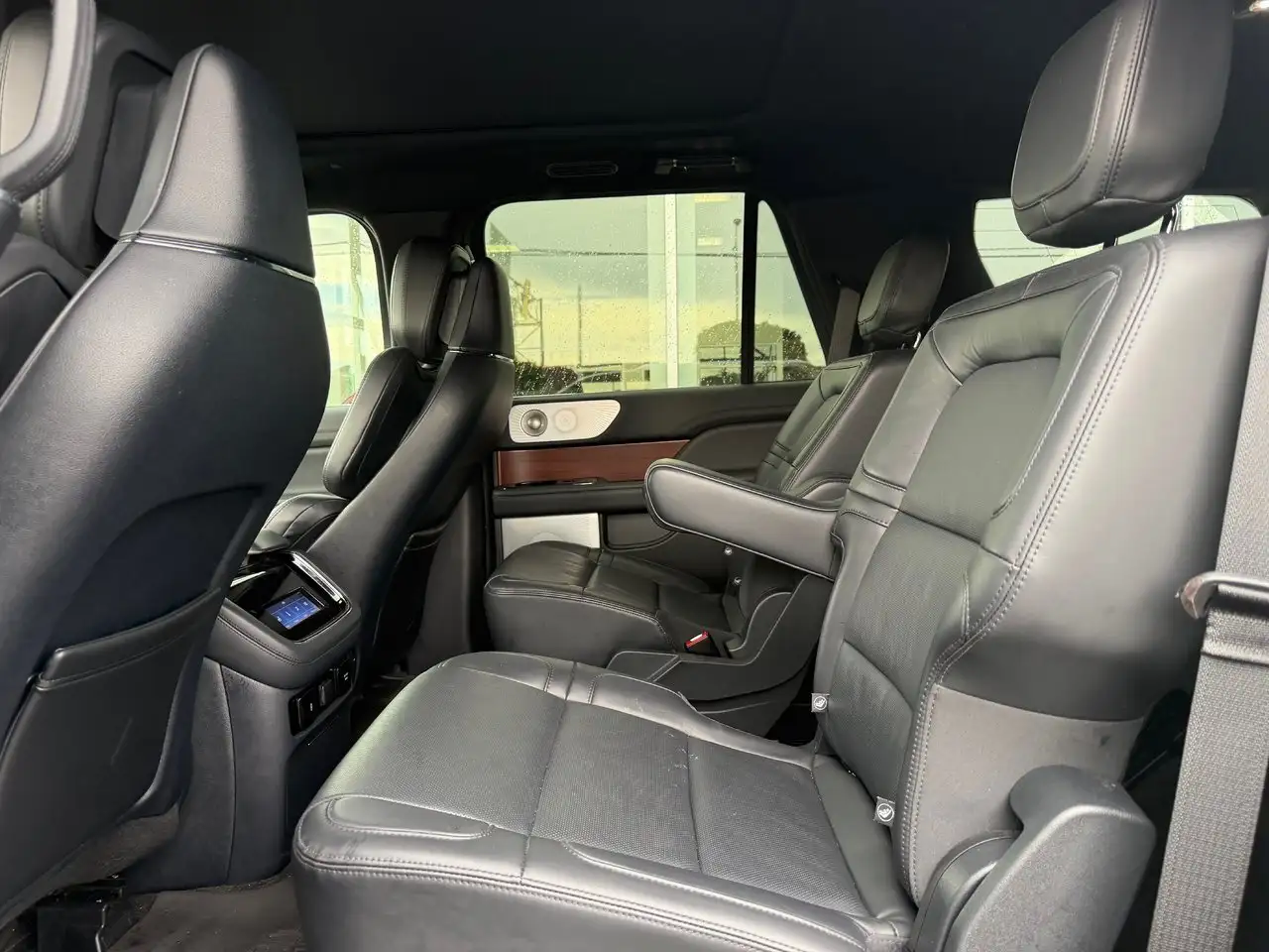 Lincoln Navigator photo Lincoln Navigator