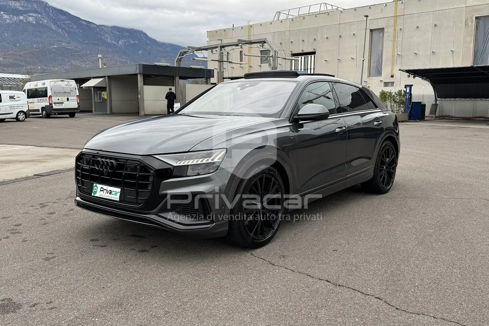 Audi Q8 Q8 50 TDI 286 CV BUSINESS PLUS Prima scelta Iva 60/40 Plateado - 1