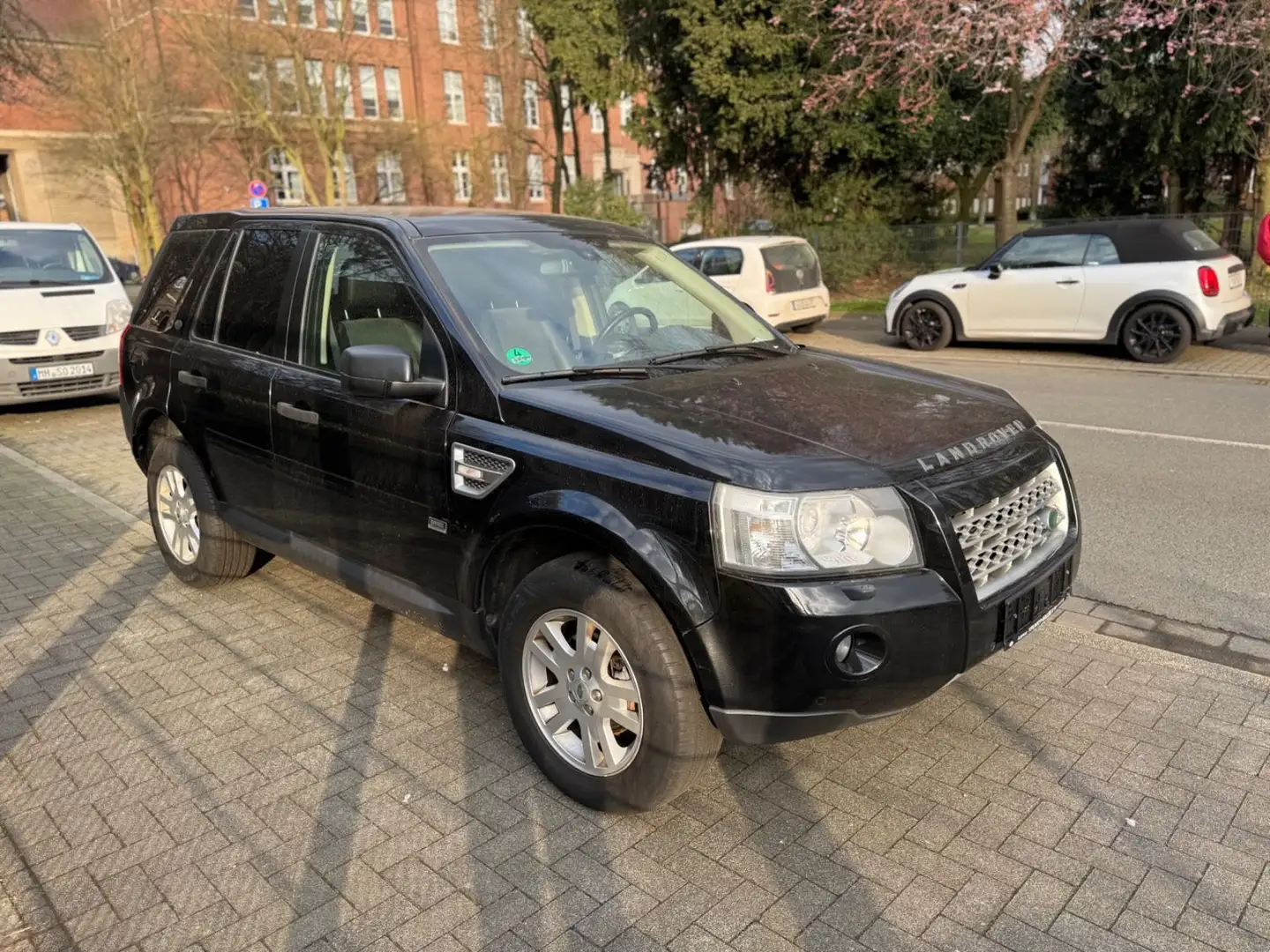 Land Rover Freelander 2 SE TD4_e*Navi*Xenon*Leder*Voll* Negro - 1