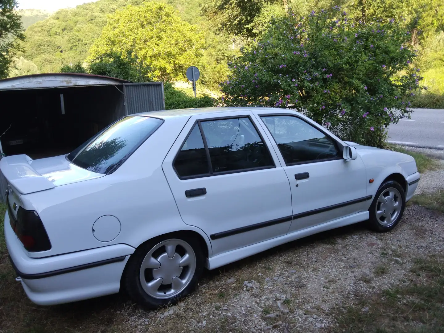 Renault R 19 R19+5p+1.8i+16v Wit - 1