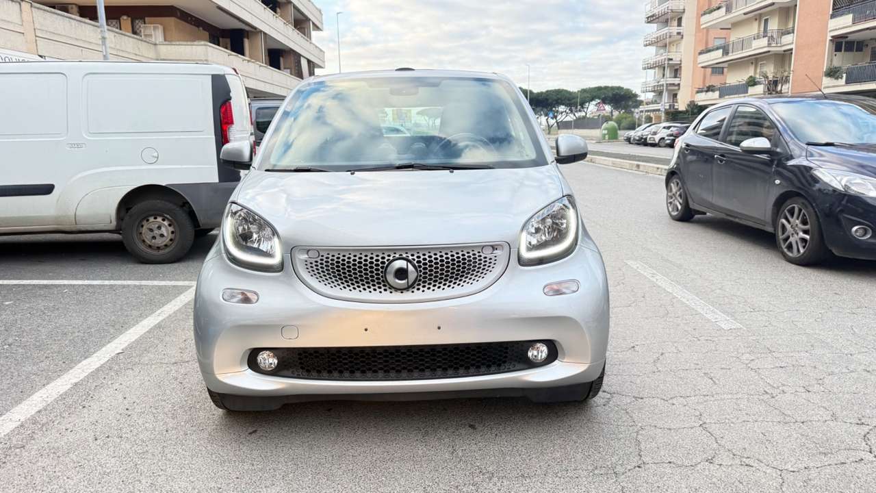 smart forTwo fortwo 90 0.9 T twinamic cabrio Prime led navi cam