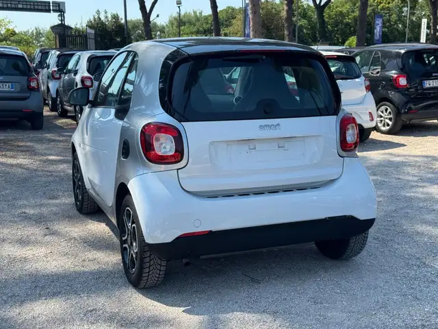 smart Fortwo view 5