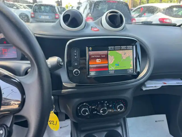 smart Fortwo view 11