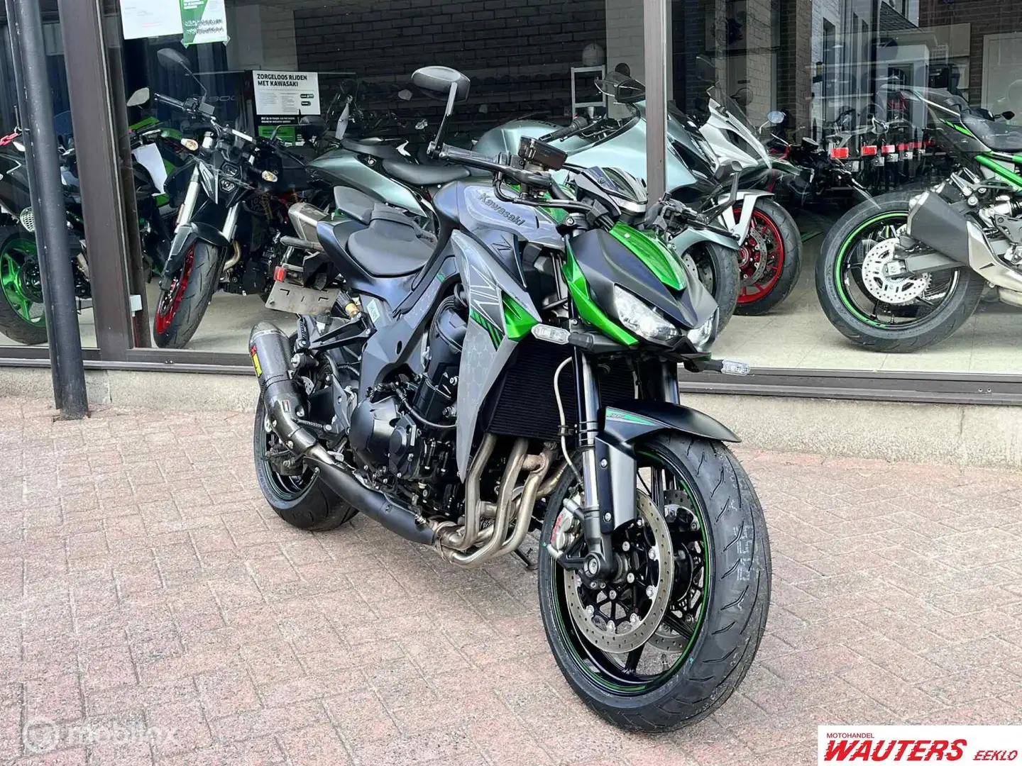 Kawasaki Z 1000 R Akrapovic Zwart - 2
