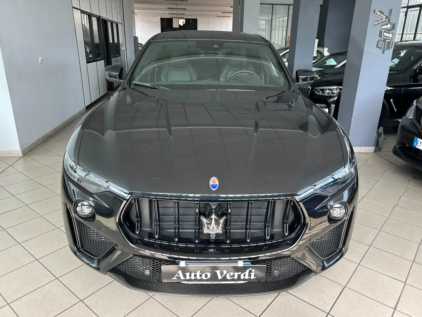 Maserati Levante Levante 3.8 V8 Trofeo 580cv auto Nero - 2
